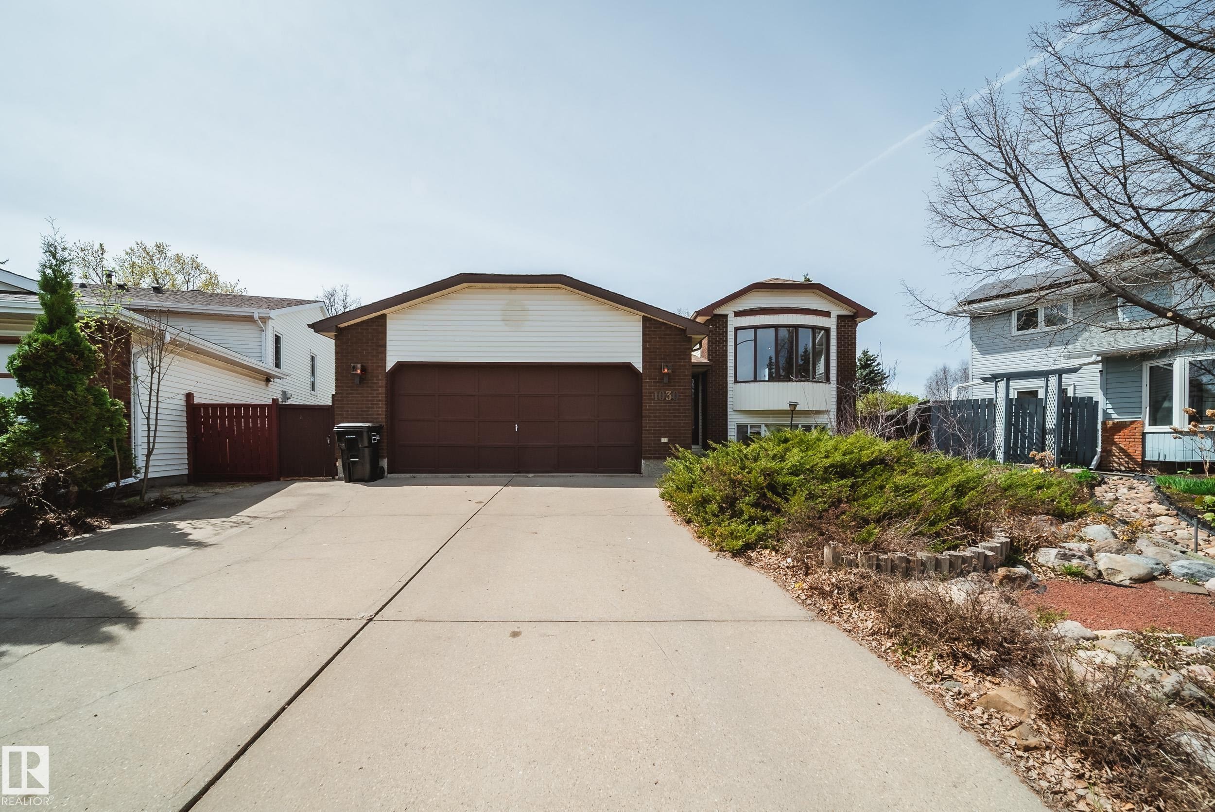 1030 106 Street, Edmonton, AB - Outdoor