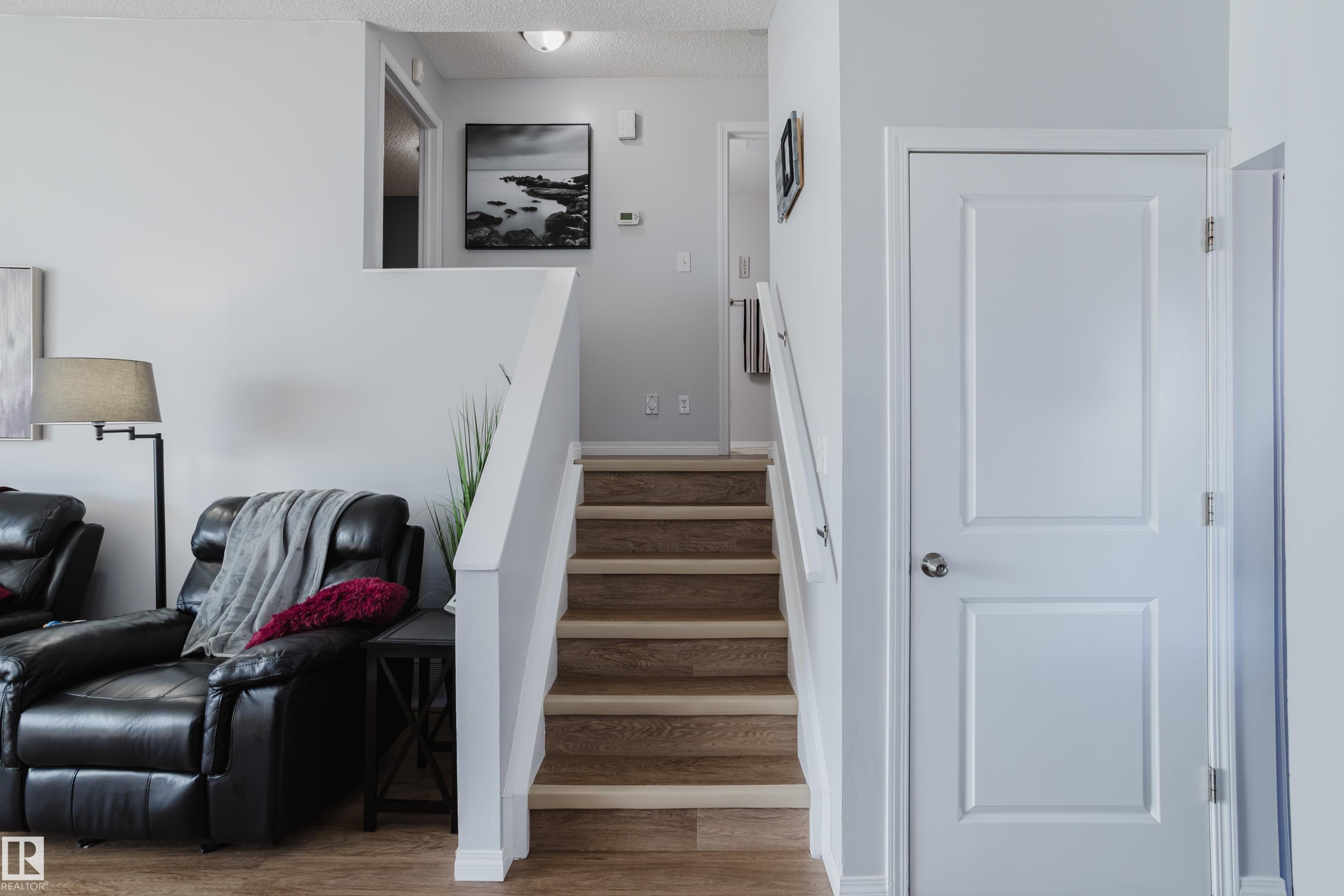 6 Kiniski Crescent, Edmonton, AB - Indoor Photo Showing Other Room