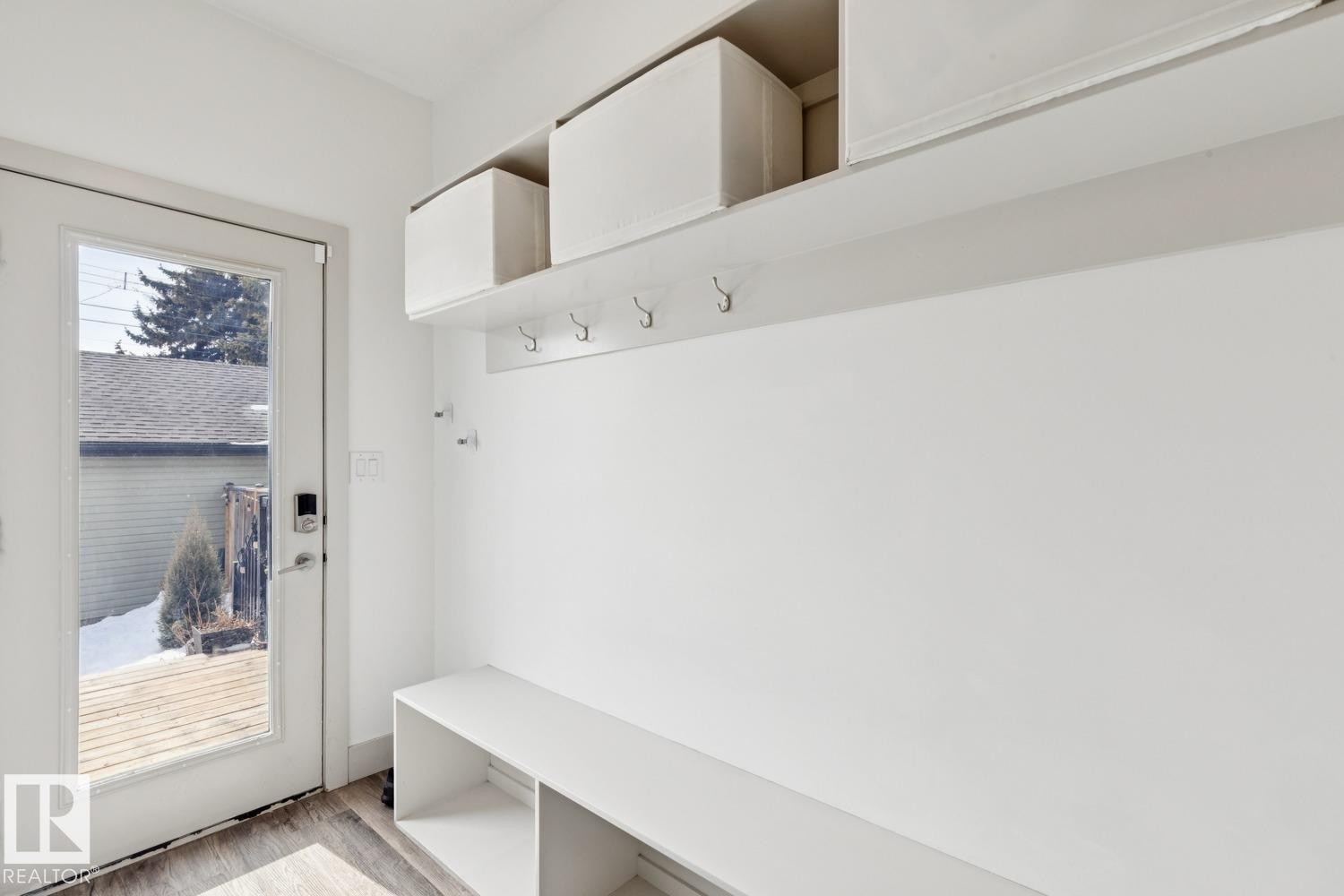 3813 111 Avenue, Edmonton, AB - Indoor Photo Showing Other Room