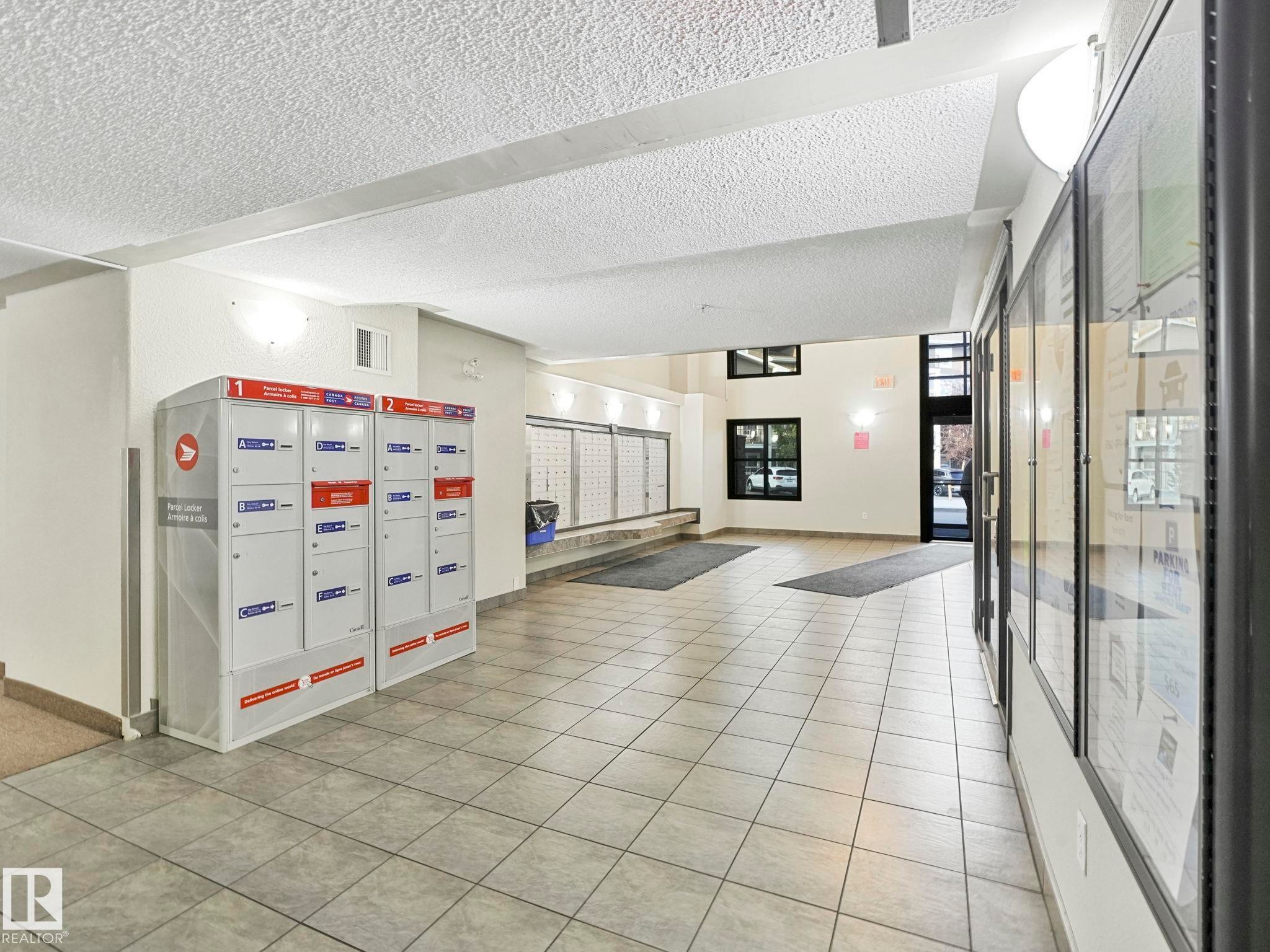 #1437 9363 Simpson Dr Nw, Edmonton, AB - Indoor