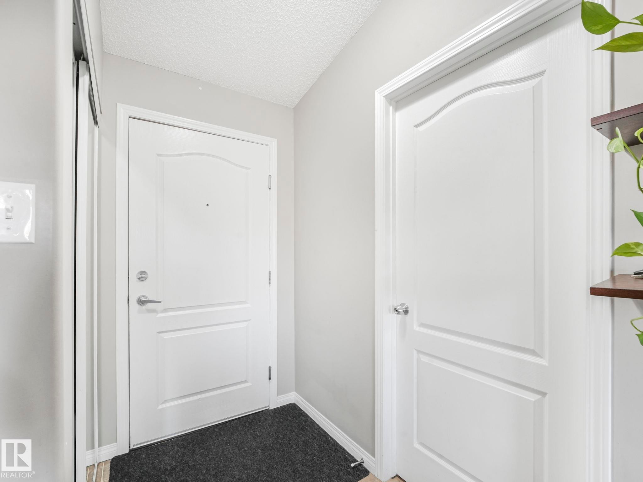 #1437 9363 Simpson Dr Nw, Edmonton, AB - Indoor Photo Showing Other Room