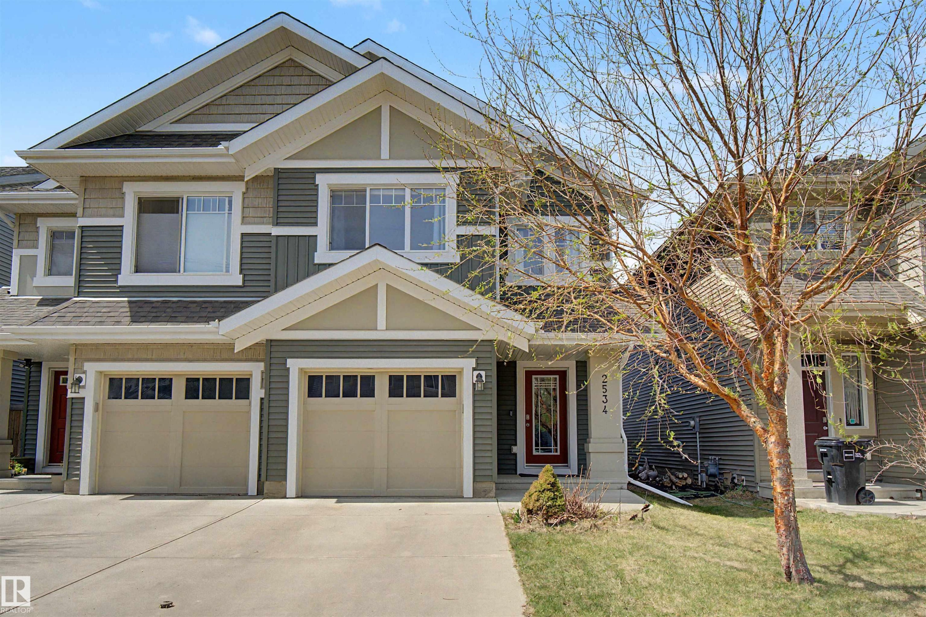 2534 Coughlan Road, Edmonton, AB - Outdoor With Facade