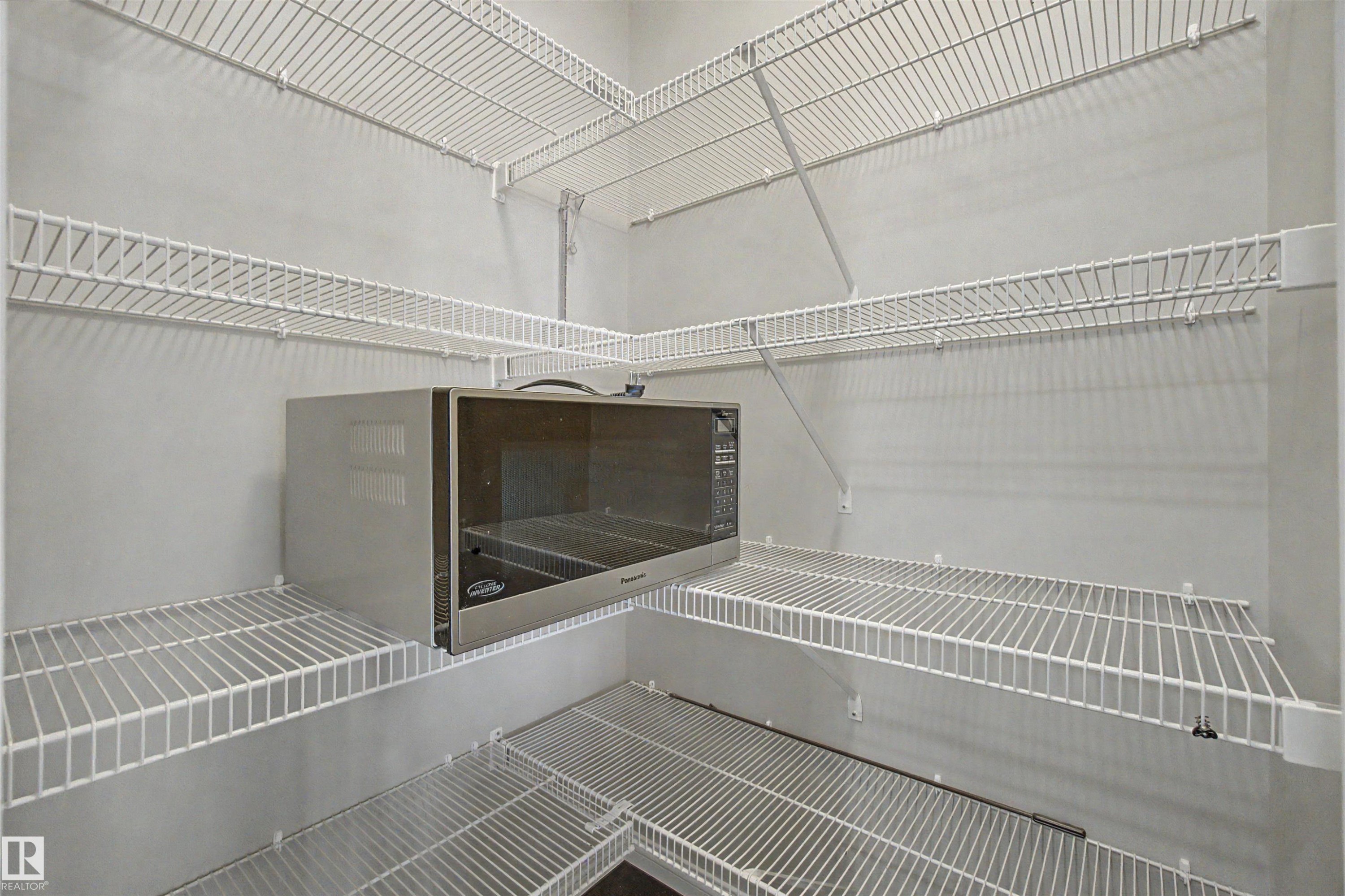 2534 Coughlan Road, Edmonton, AB - Indoor With Storage