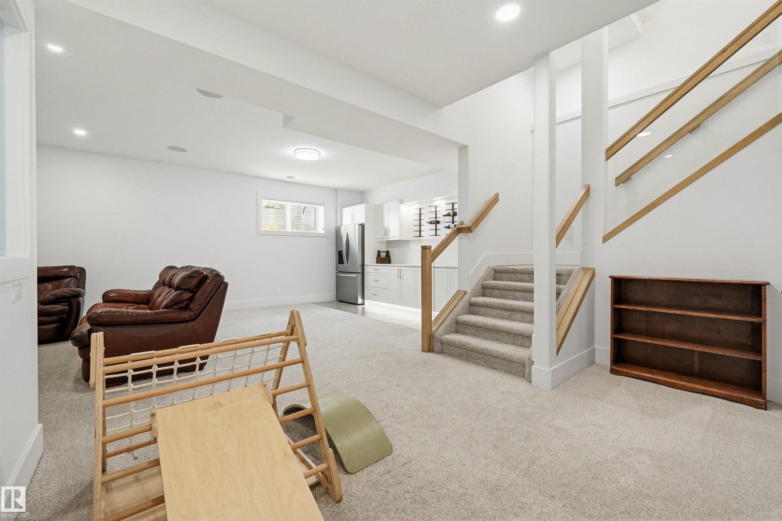 8723 138 Street, Edmonton, AB - Indoor Photo Showing Other Room