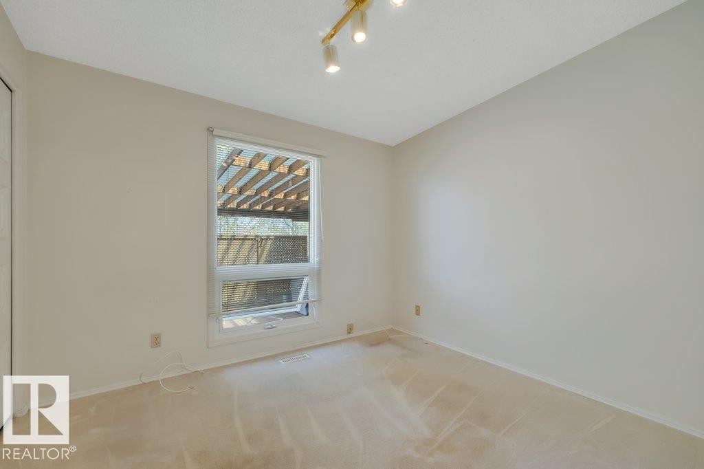8808 41 Avenue, Edmonton, AB - Indoor Photo Showing Other Room