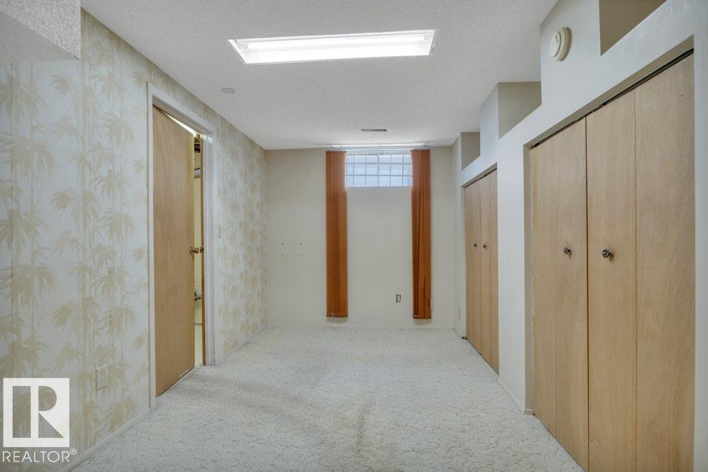 8808 41 Avenue, Edmonton, AB - Indoor Photo Showing Other Room