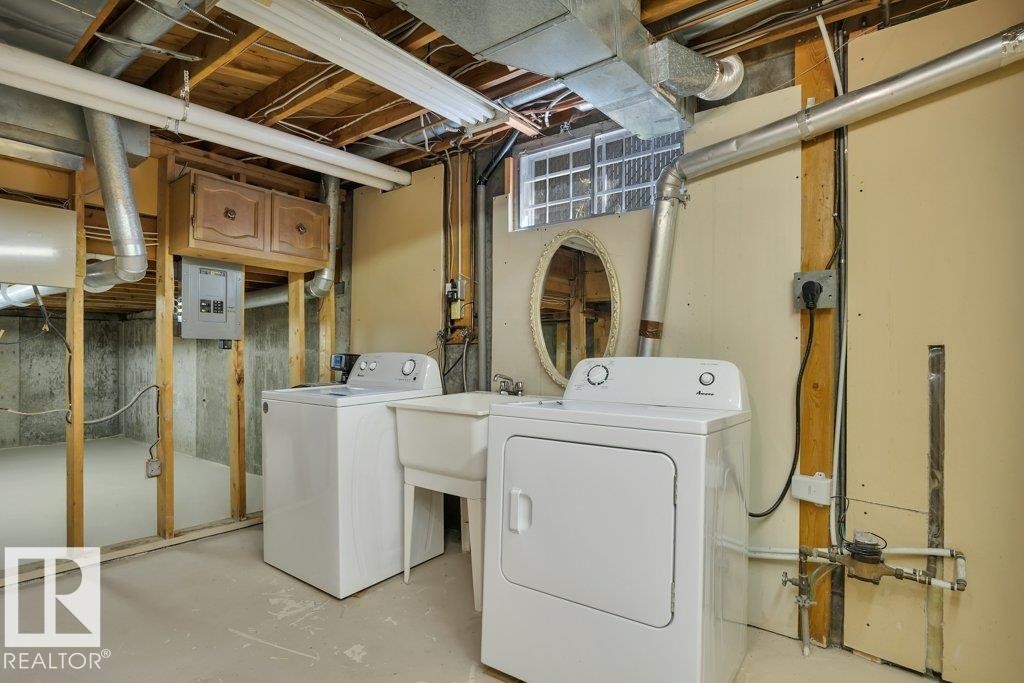8808 41 Avenue, Edmonton, AB - Indoor Photo Showing Laundry Room