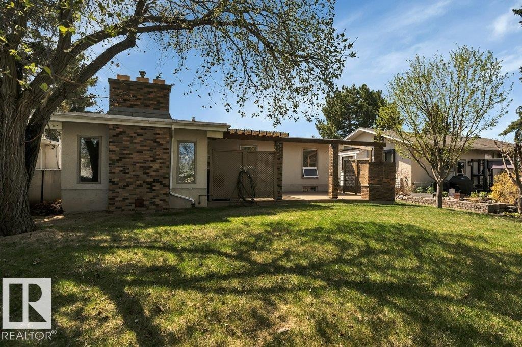 8808 41 Avenue, Edmonton, AB - Outdoor