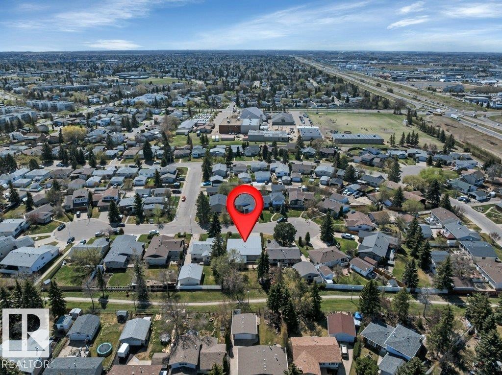 8808 41 Avenue, Edmonton, AB - Outdoor With View