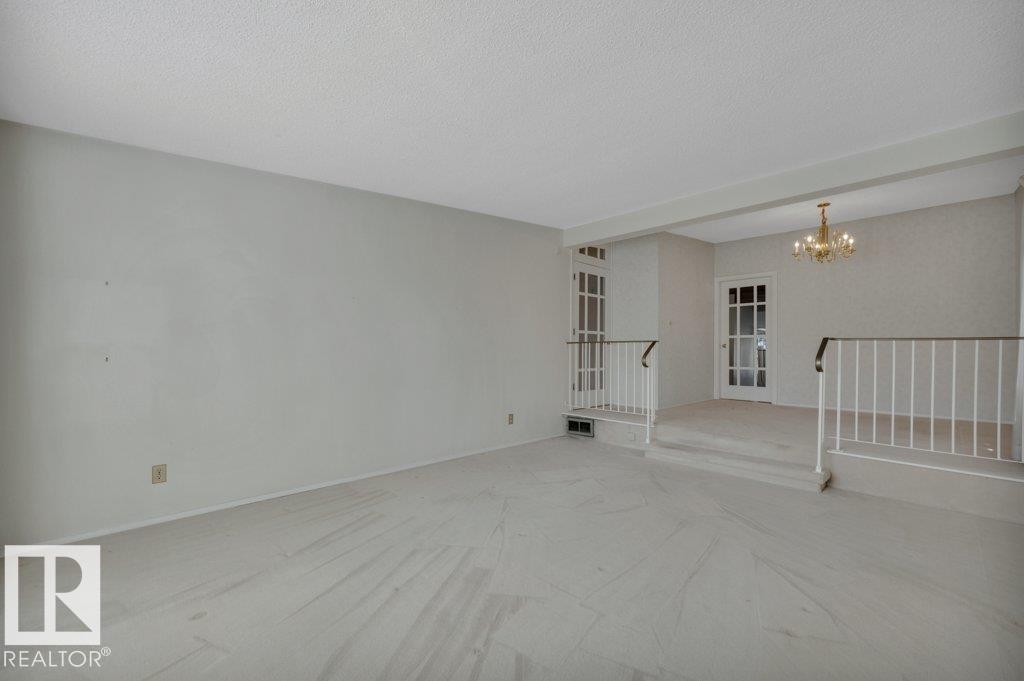 8808 41 Avenue, Edmonton, AB - Indoor Photo Showing Other Room