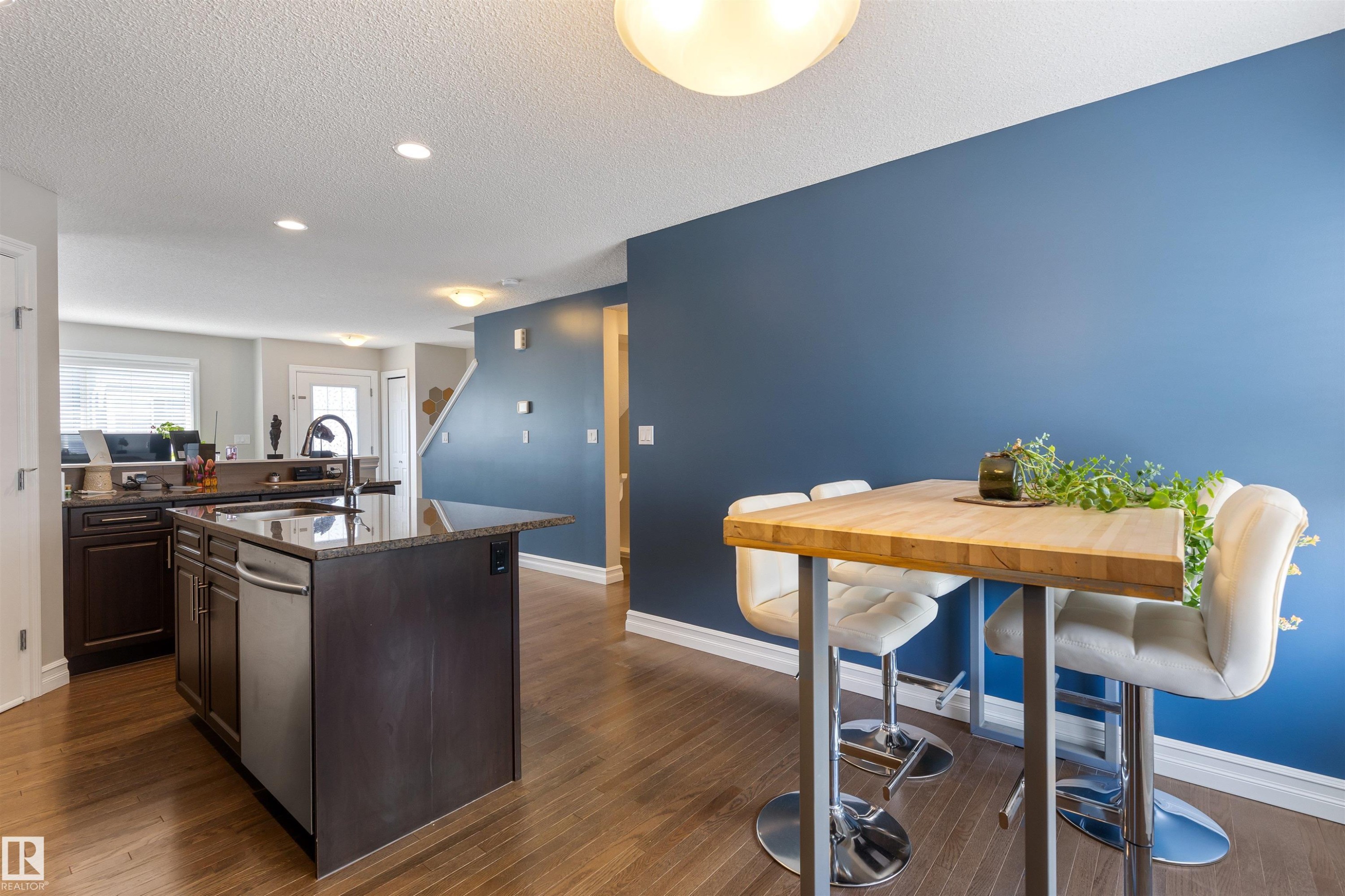 64 655 Tamarack Road, Edmonton, AB - Indoor Photo Showing Dining Room
