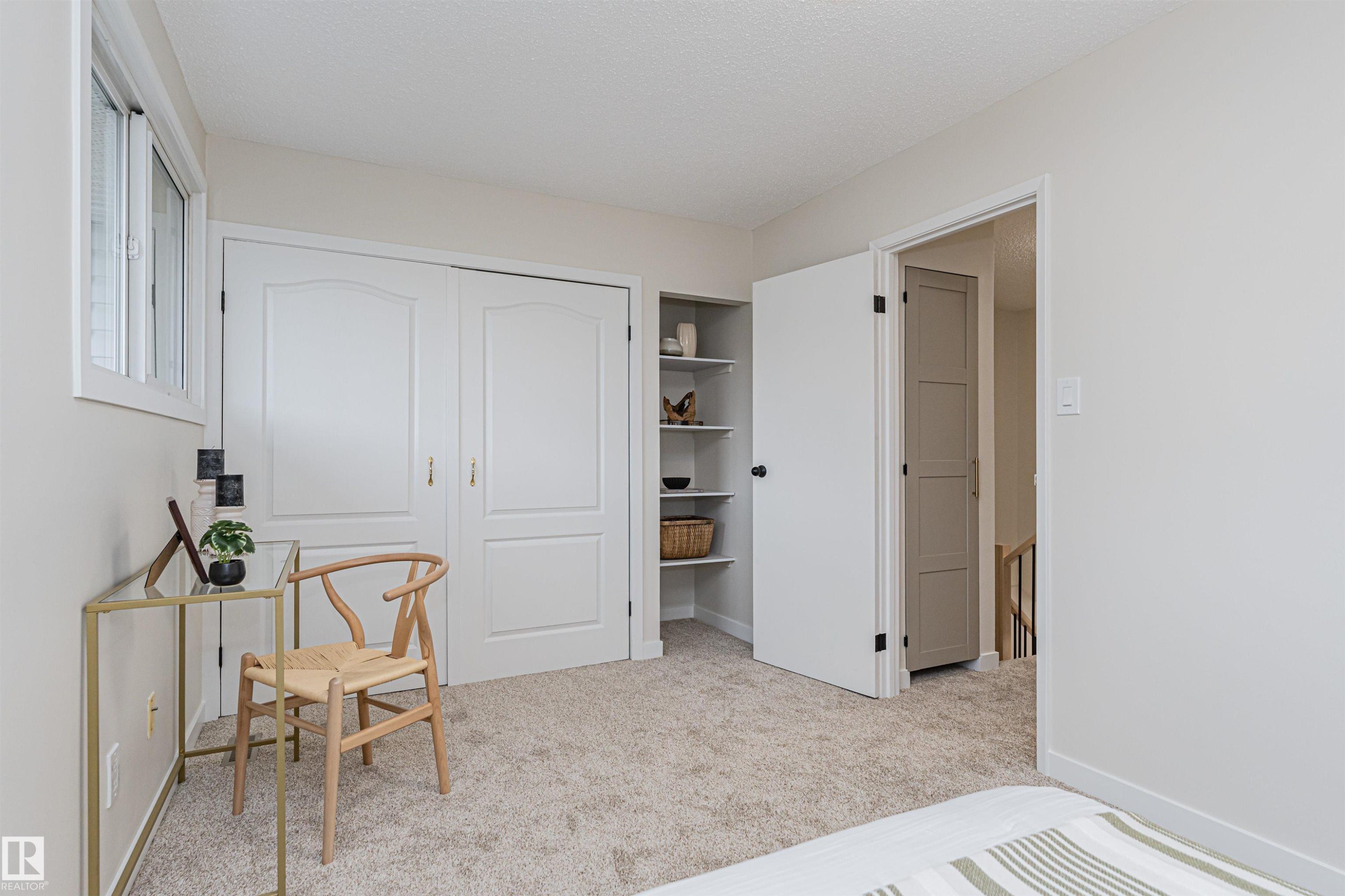 3105 109 Street, Edmonton, AB - Indoor