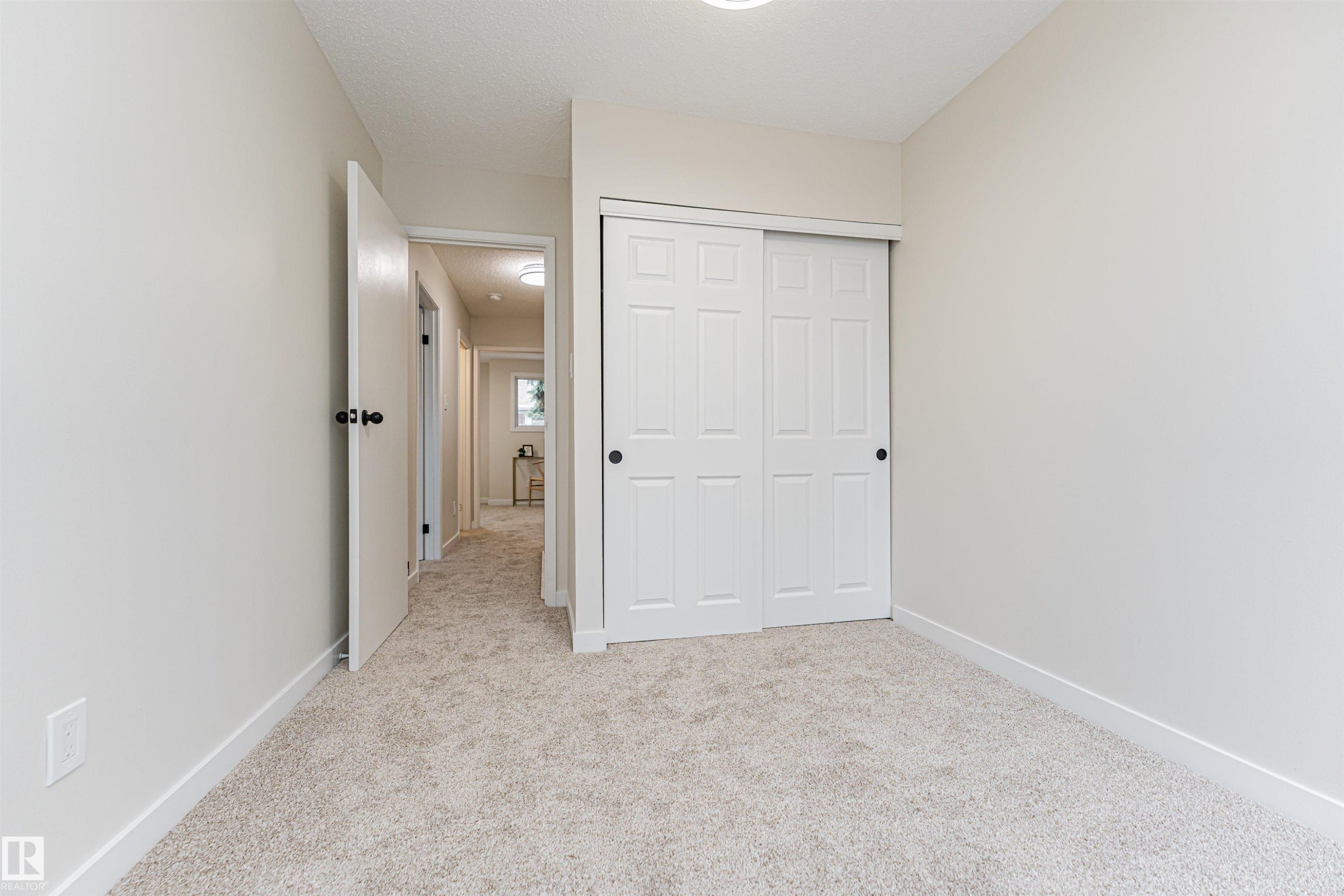 3105 109 Street, Edmonton, AB - Indoor Photo Showing Other Room