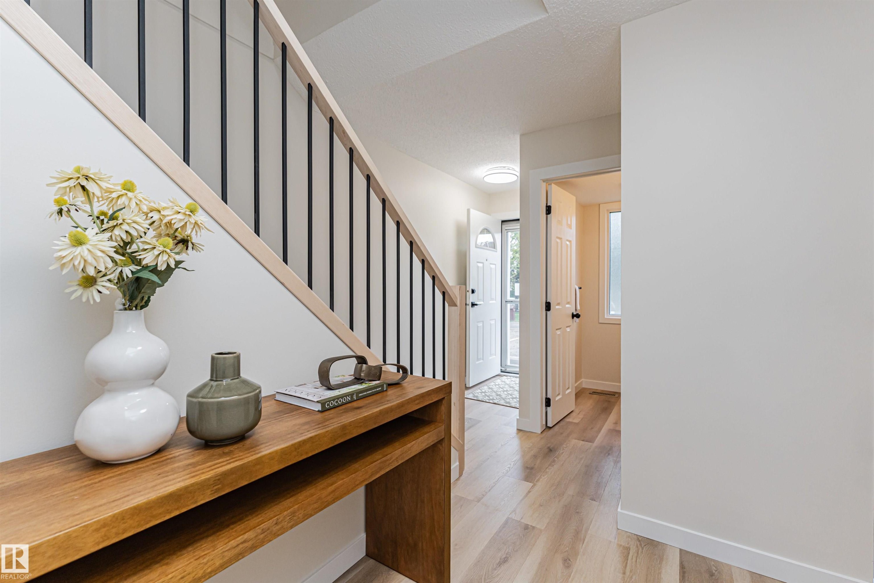 3105 109 Street, Edmonton, AB - Indoor Photo Showing Other Room