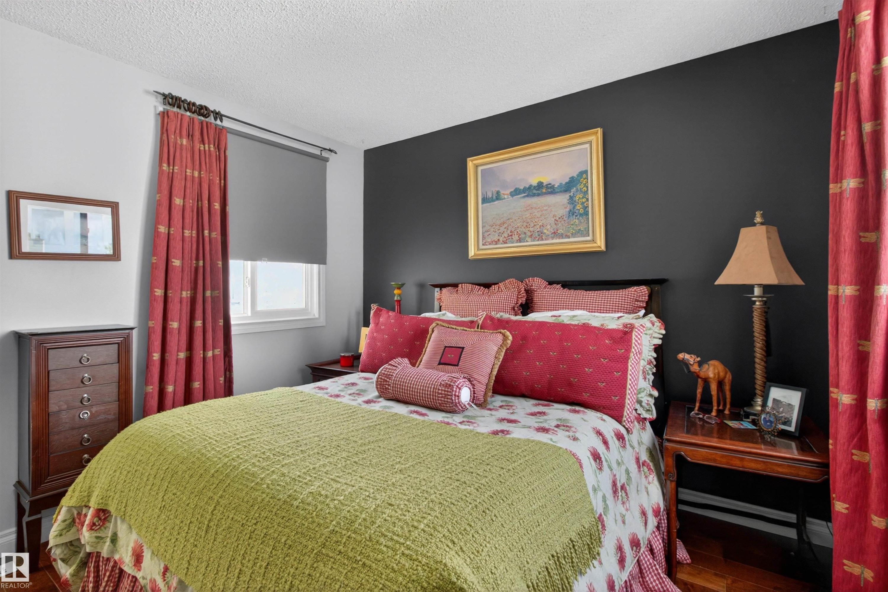 53 Lancaster Terrace, Edmonton, AB - Indoor Photo Showing Bedroom