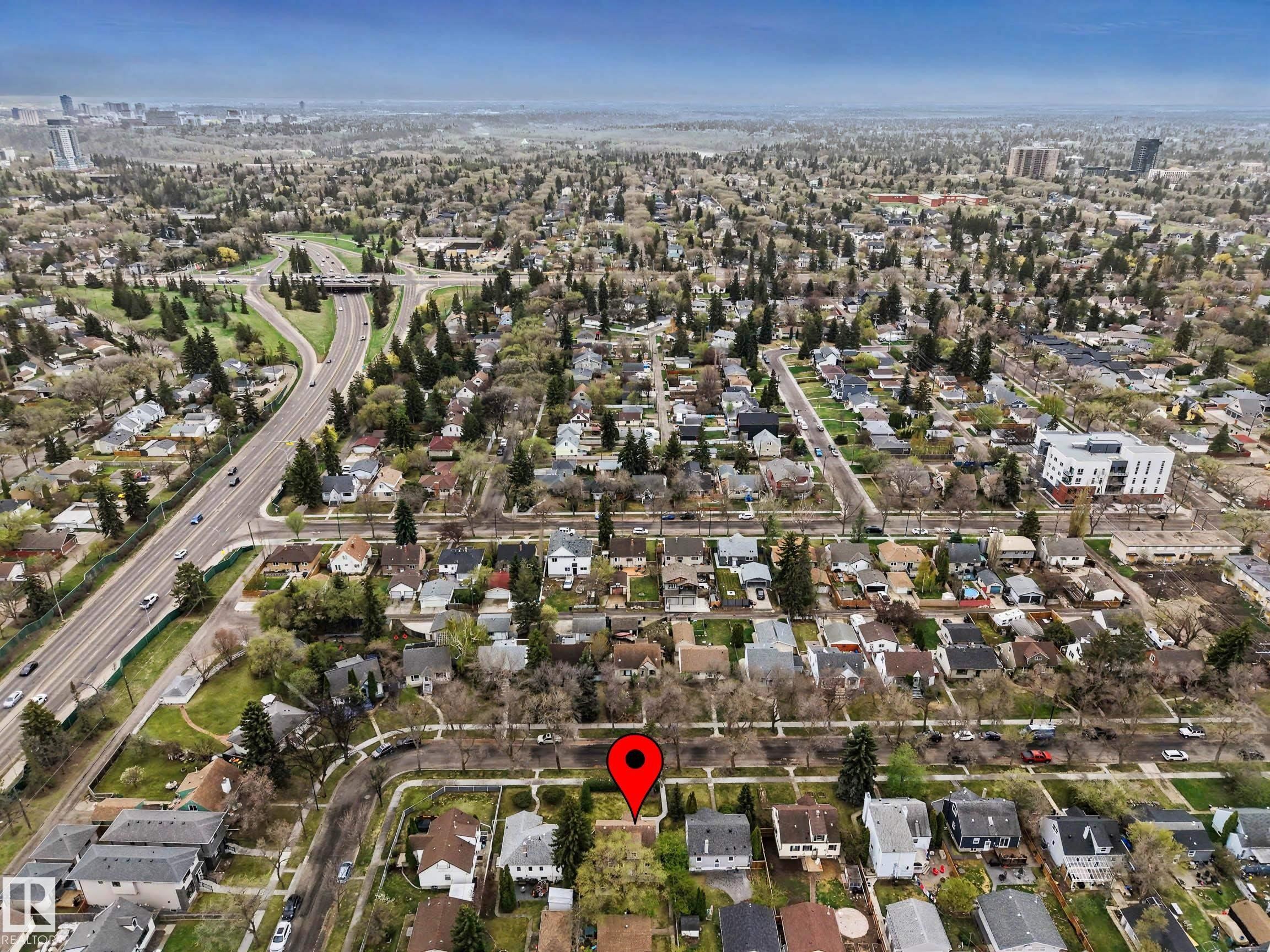 Image quality insufficient for description - 13316 109A Avenue, Edmonton, AB - Outdoor With View