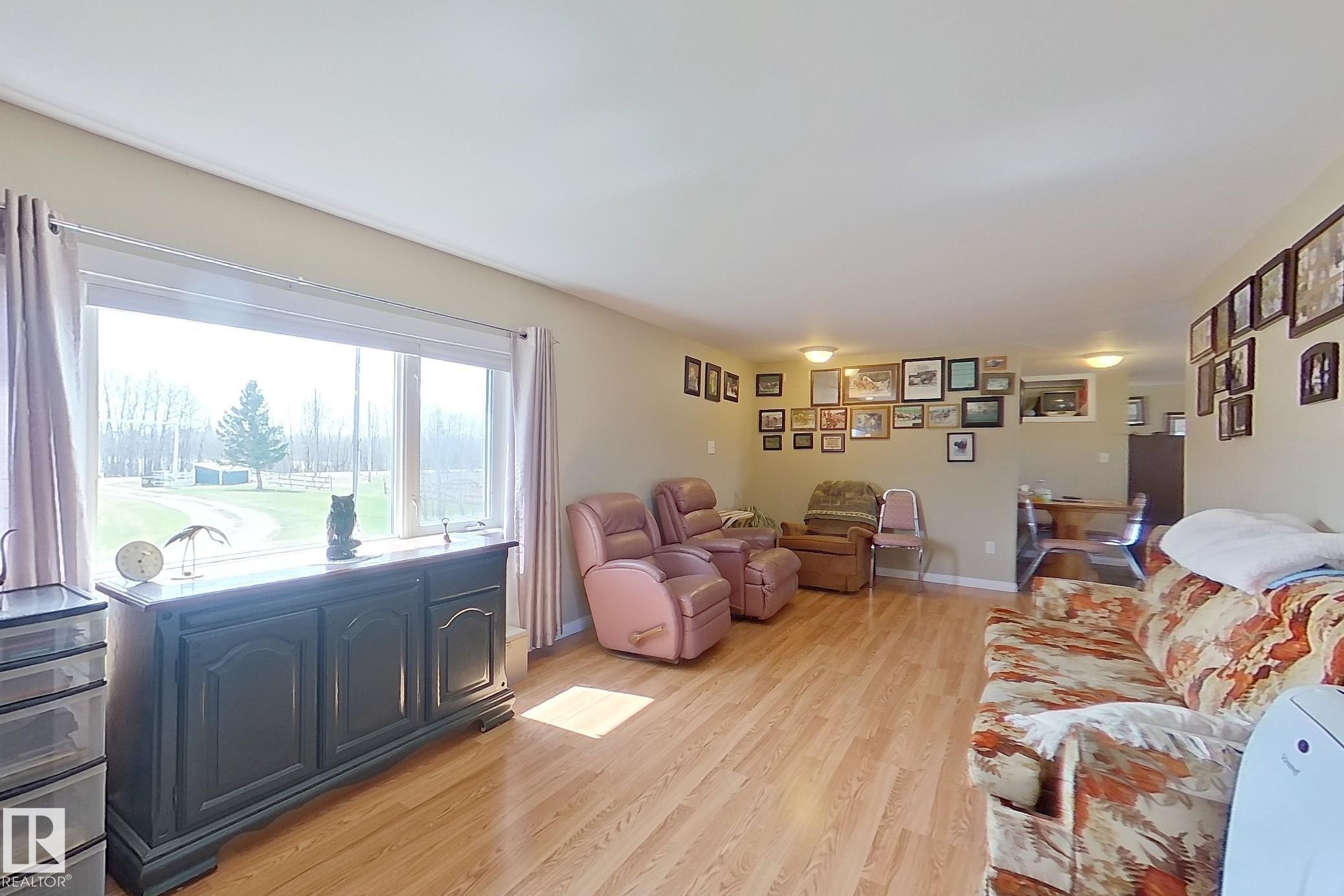 1308 Twp Rd 570, Rural Barrhead County, AB - Indoor Photo Showing Other Room