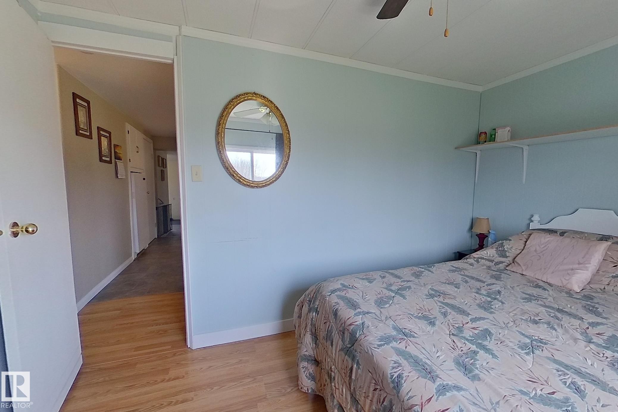 1308 Twp Rd 570, Rural Barrhead County, AB - Indoor Photo Showing Bedroom