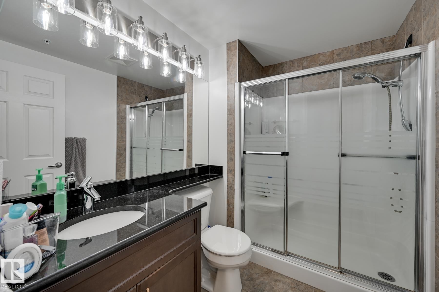 407 10303 111 Street, Edmonton, AB - Indoor Photo Showing Bathroom