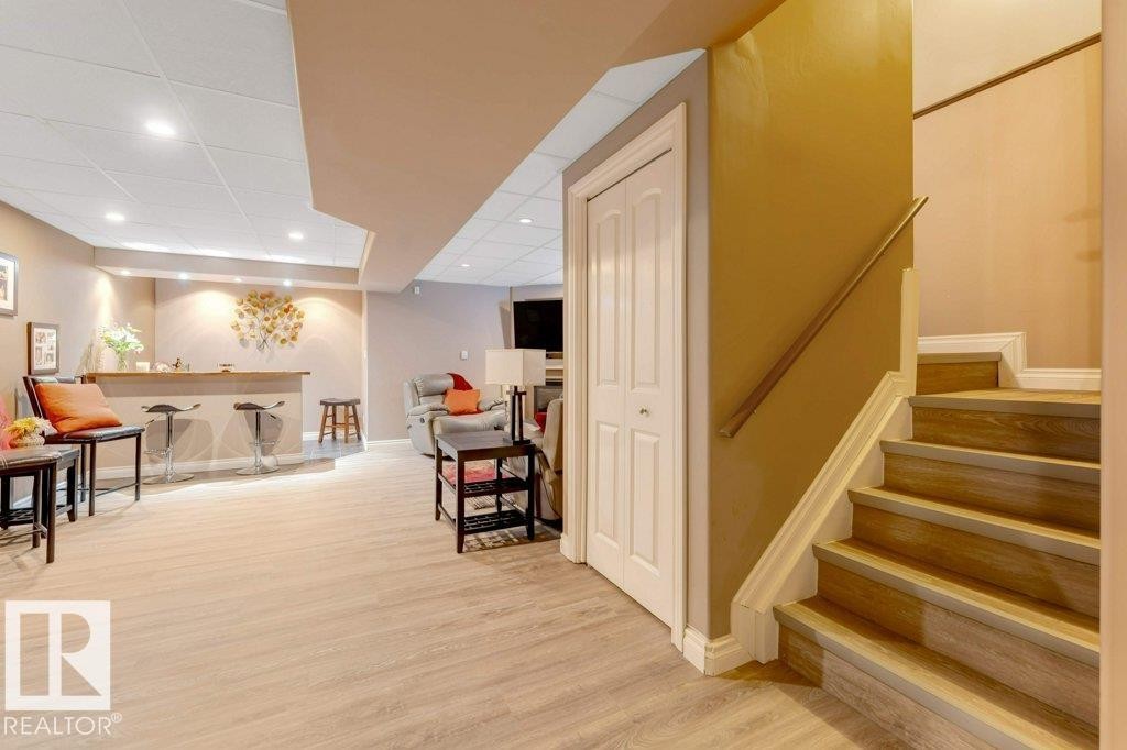 1523 Rutherford Road, Edmonton, AB - Indoor Photo Showing Other Room