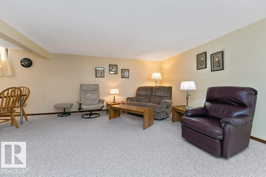 6719 31A Avenue, Edmonton, AB - Indoor