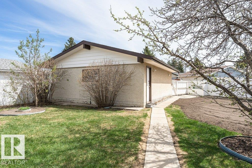 6719 31A Avenue, Edmonton, AB - Outdoor