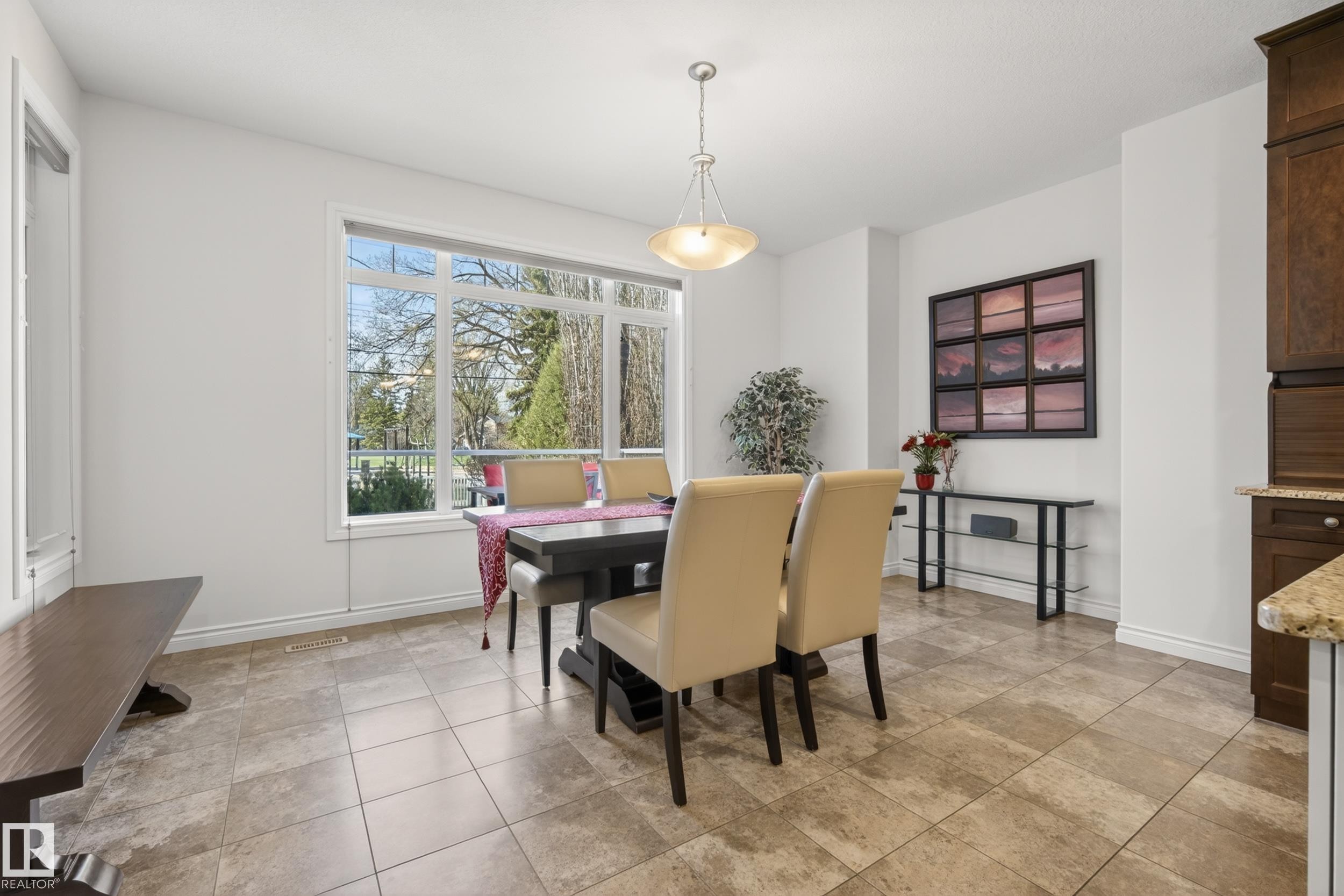 11523 80 Avenue, Edmonton, AB - Indoor Photo Showing Dining Room