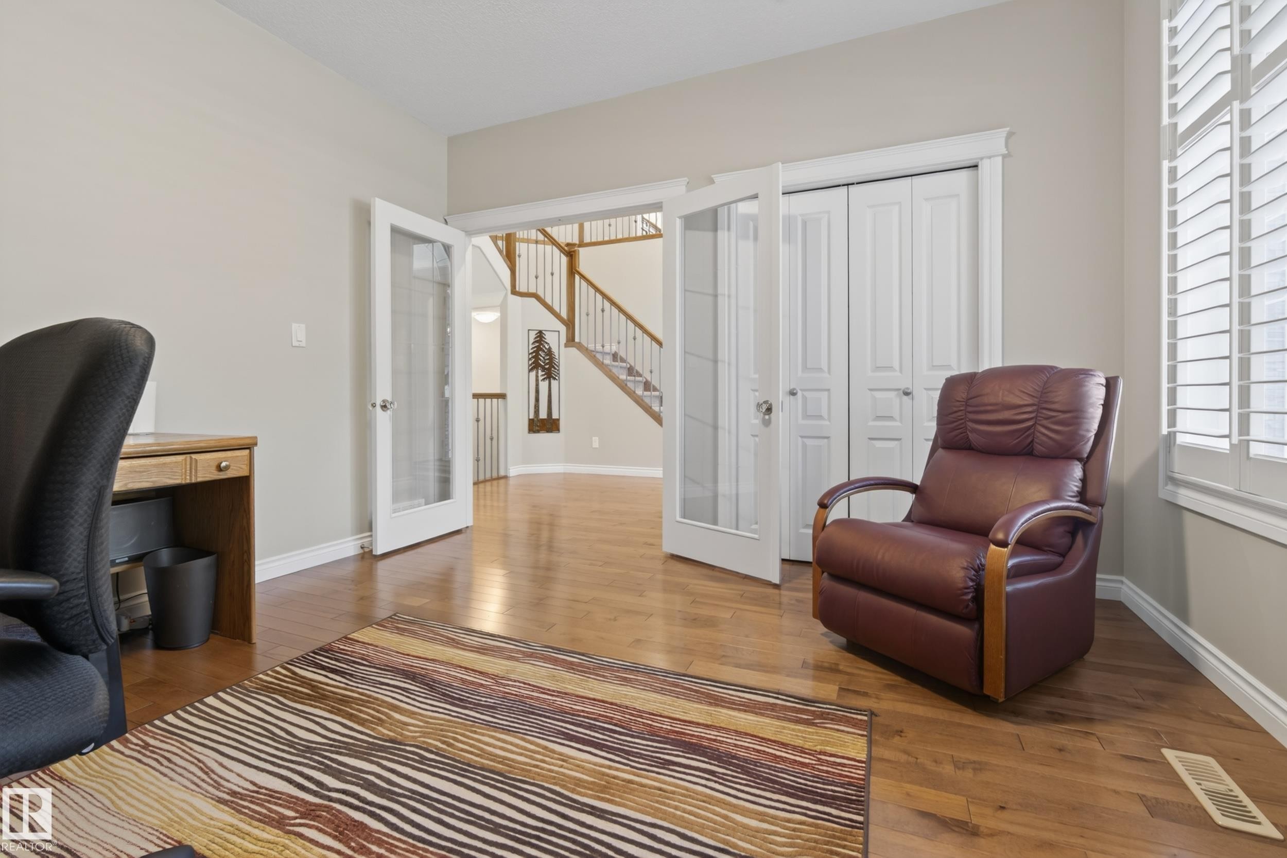 11523 80 Avenue, Edmonton, AB - Indoor
