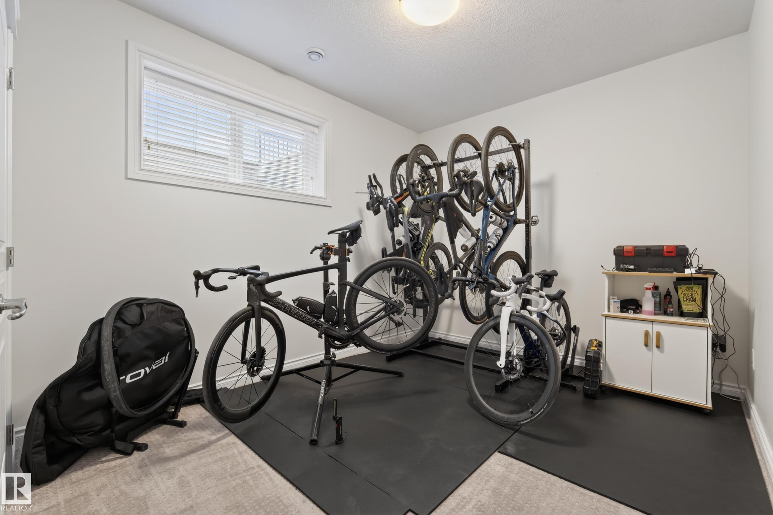 11523 80 Avenue, Edmonton, AB - Indoor Photo Showing Other Room