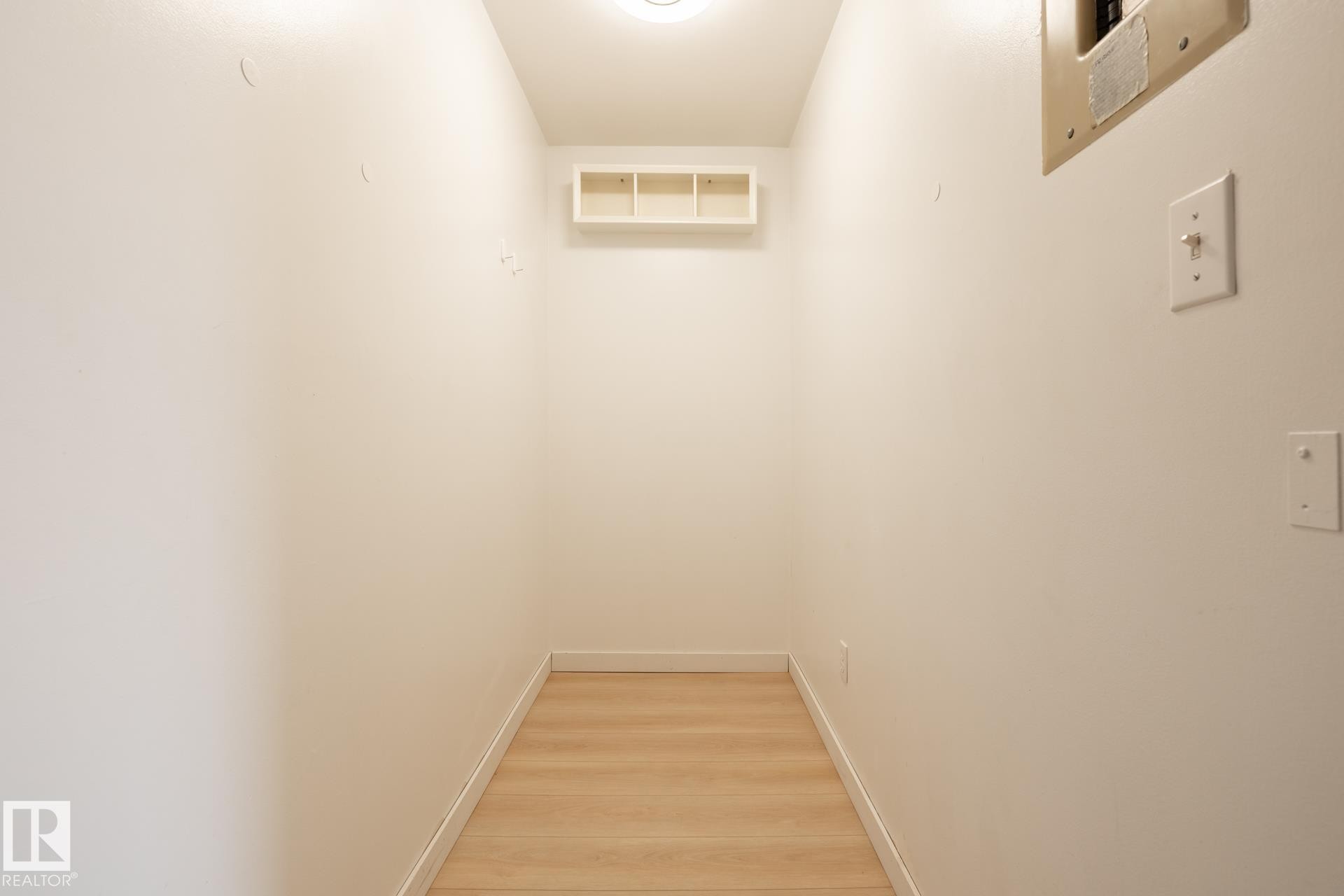 303 10620 104 Street, Edmonton, AB - Indoor Photo Showing Other Room