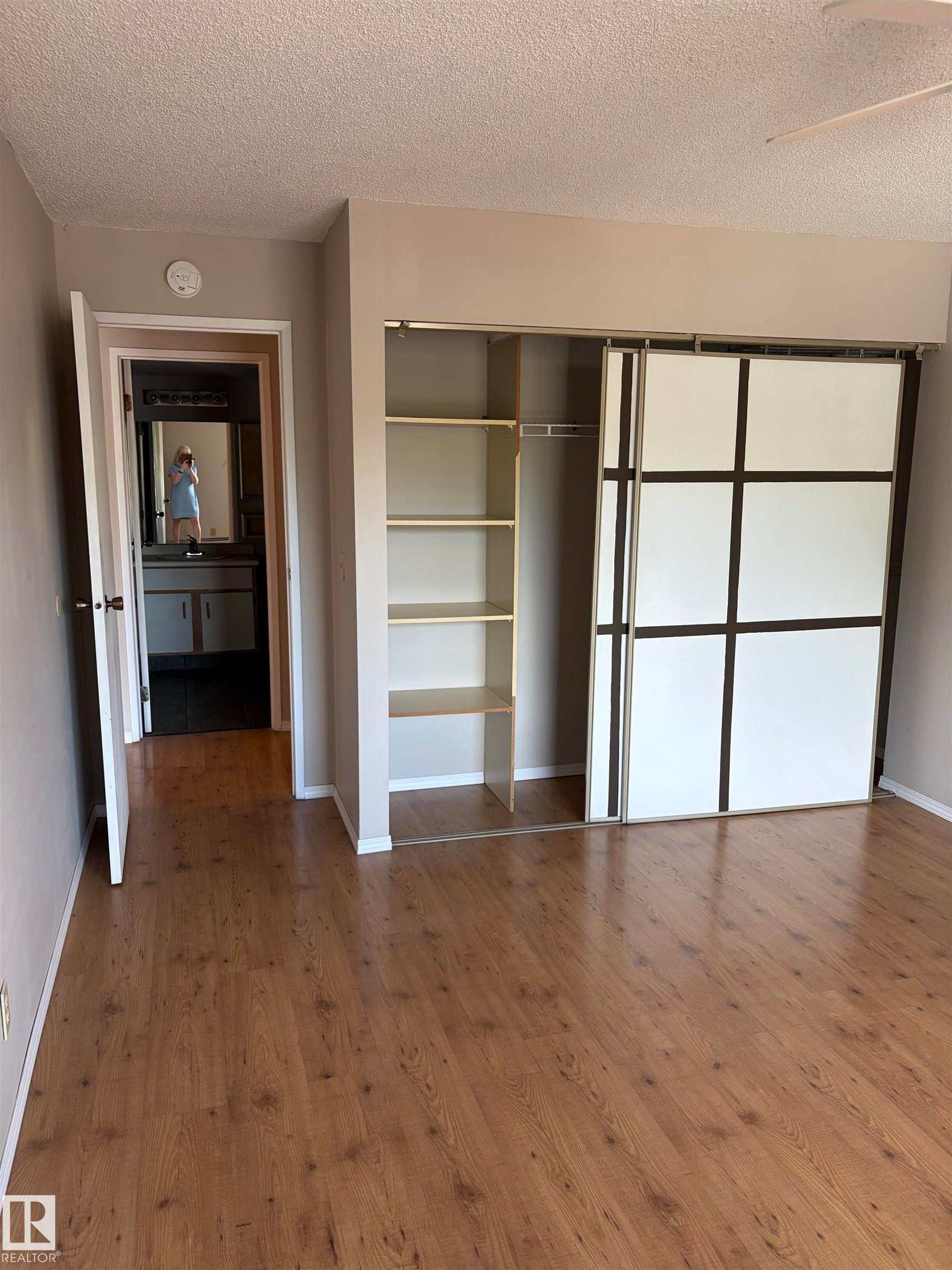 #304 9854 88 Av Nw, Edmonton, AB - Indoor Photo Showing Other Room