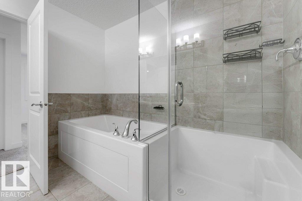 1912 27 Street, Edmonton, AB - Indoor Photo Showing Bathroom