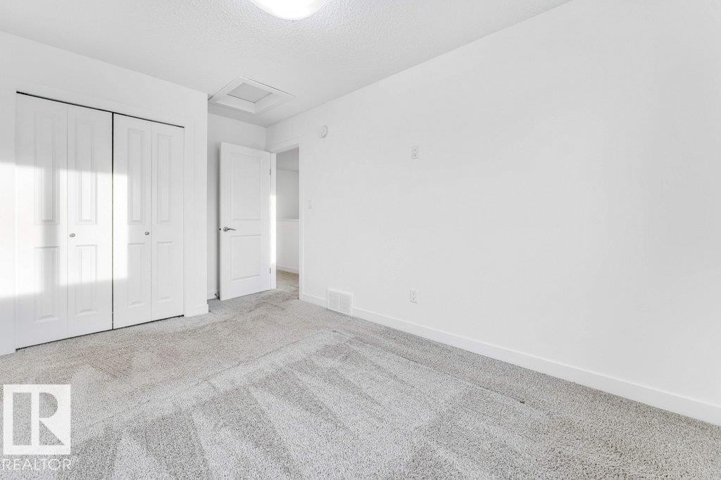1912 27 Street, Edmonton, AB - Indoor Photo Showing Other Room
