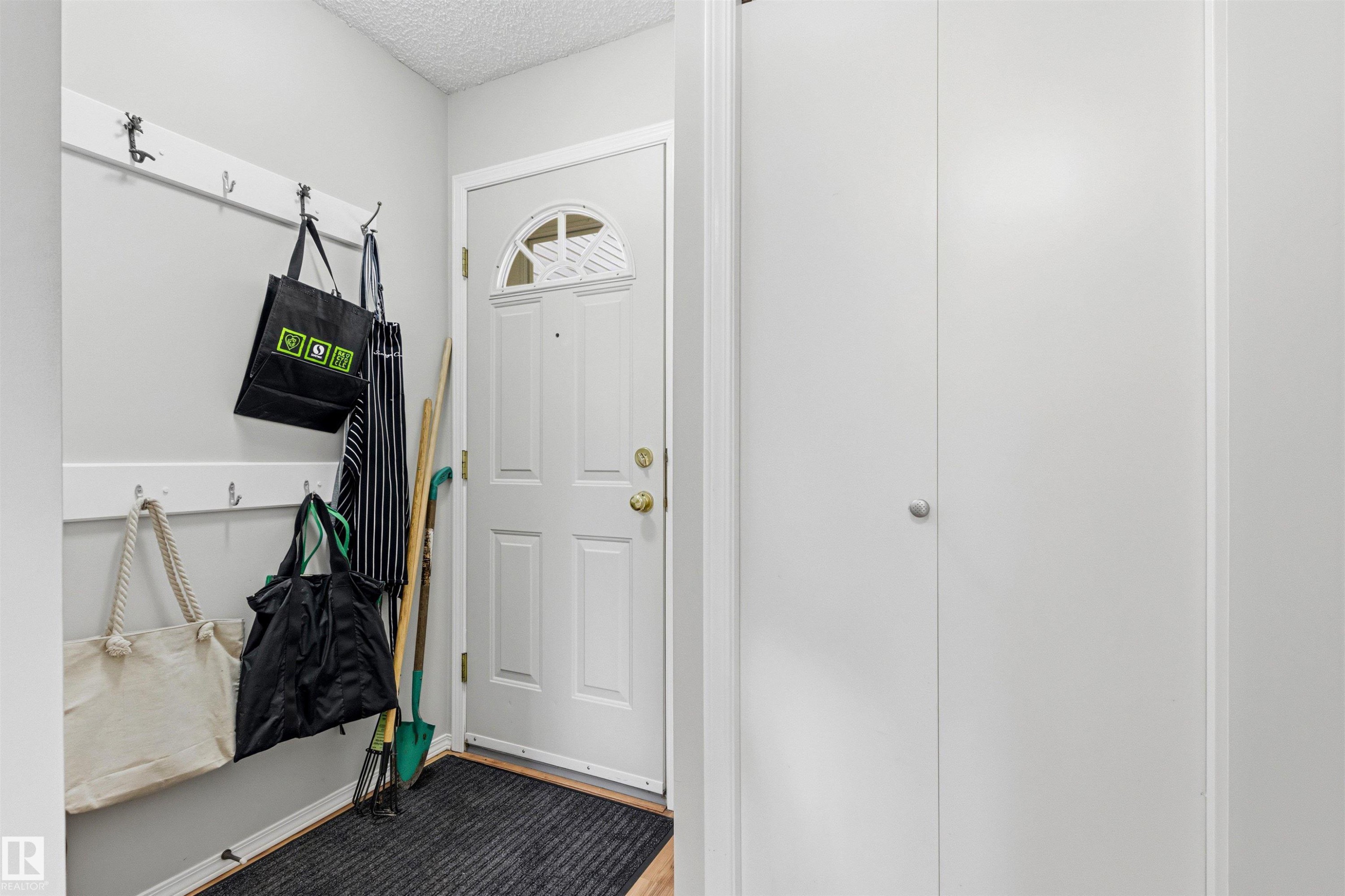 9638 108A Avenue, Edmonton, AB - Indoor Photo Showing Other Room