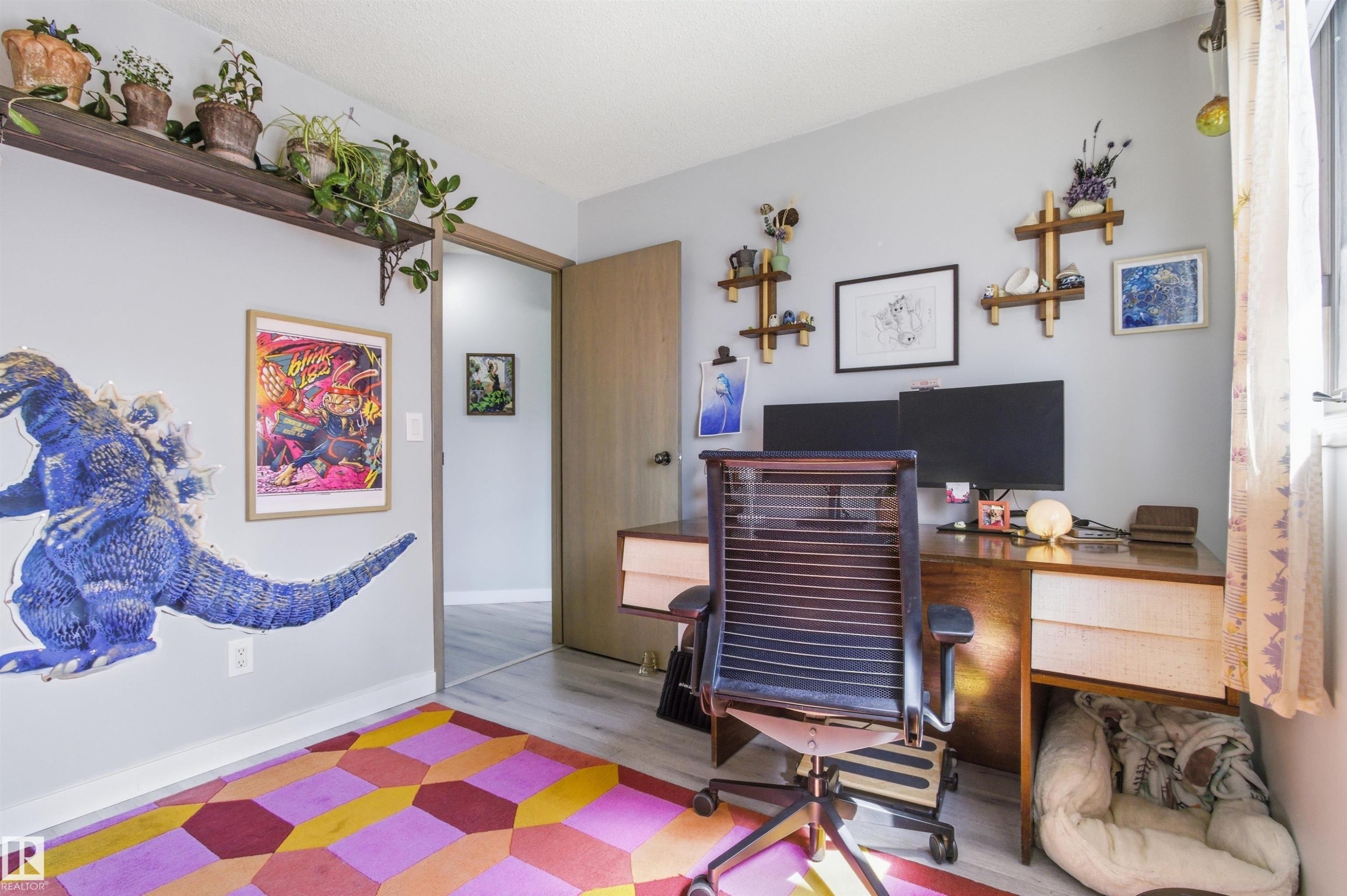 1116 111A Street, Edmonton, AB - Indoor