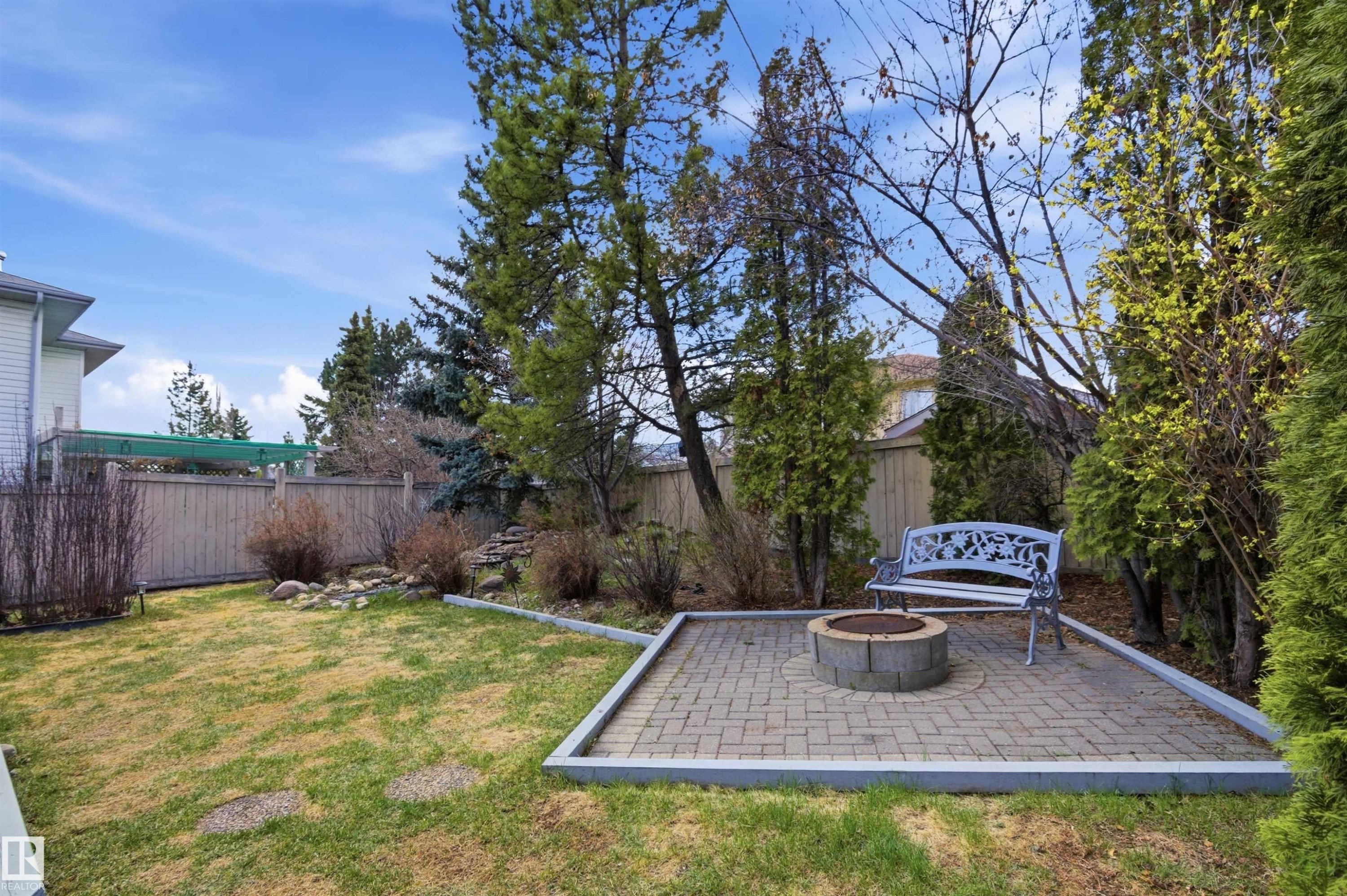 1116 111A Street, Edmonton, AB - Outdoor