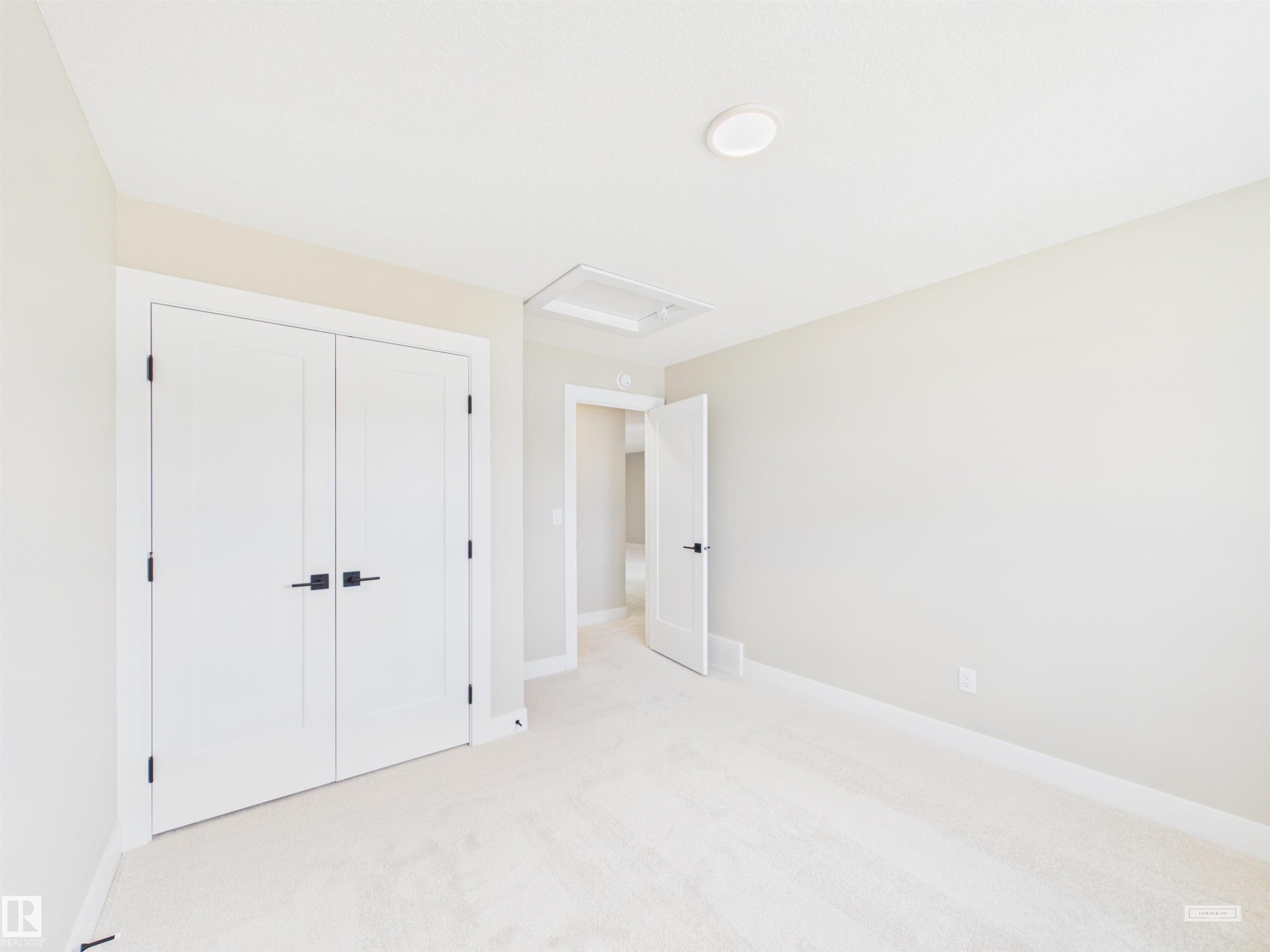 2010 Genesis Lane, Stony Plain, AB - Indoor Photo Showing Other Room