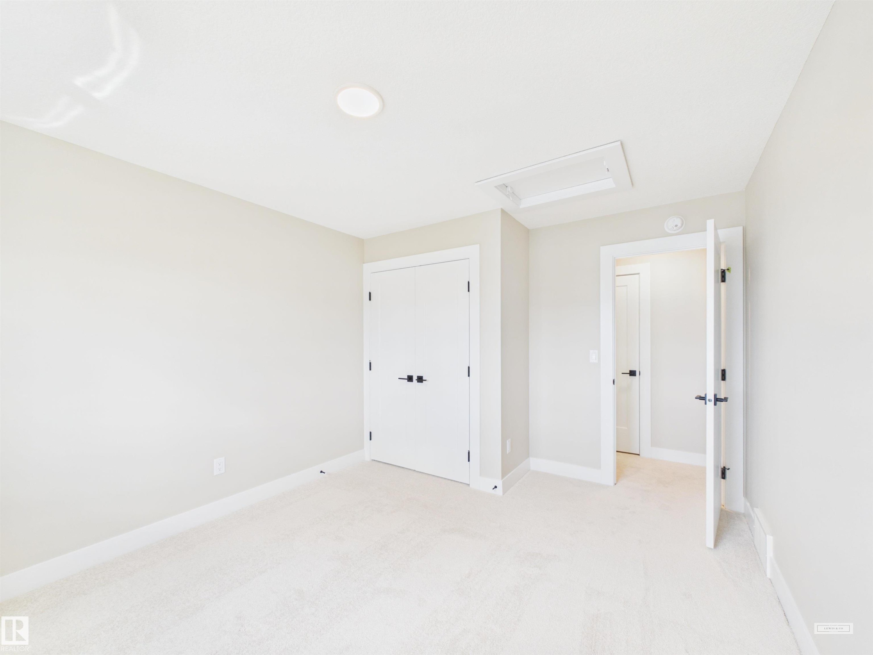 2010 Genesis Lane, Stony Plain, AB - Indoor Photo Showing Other Room