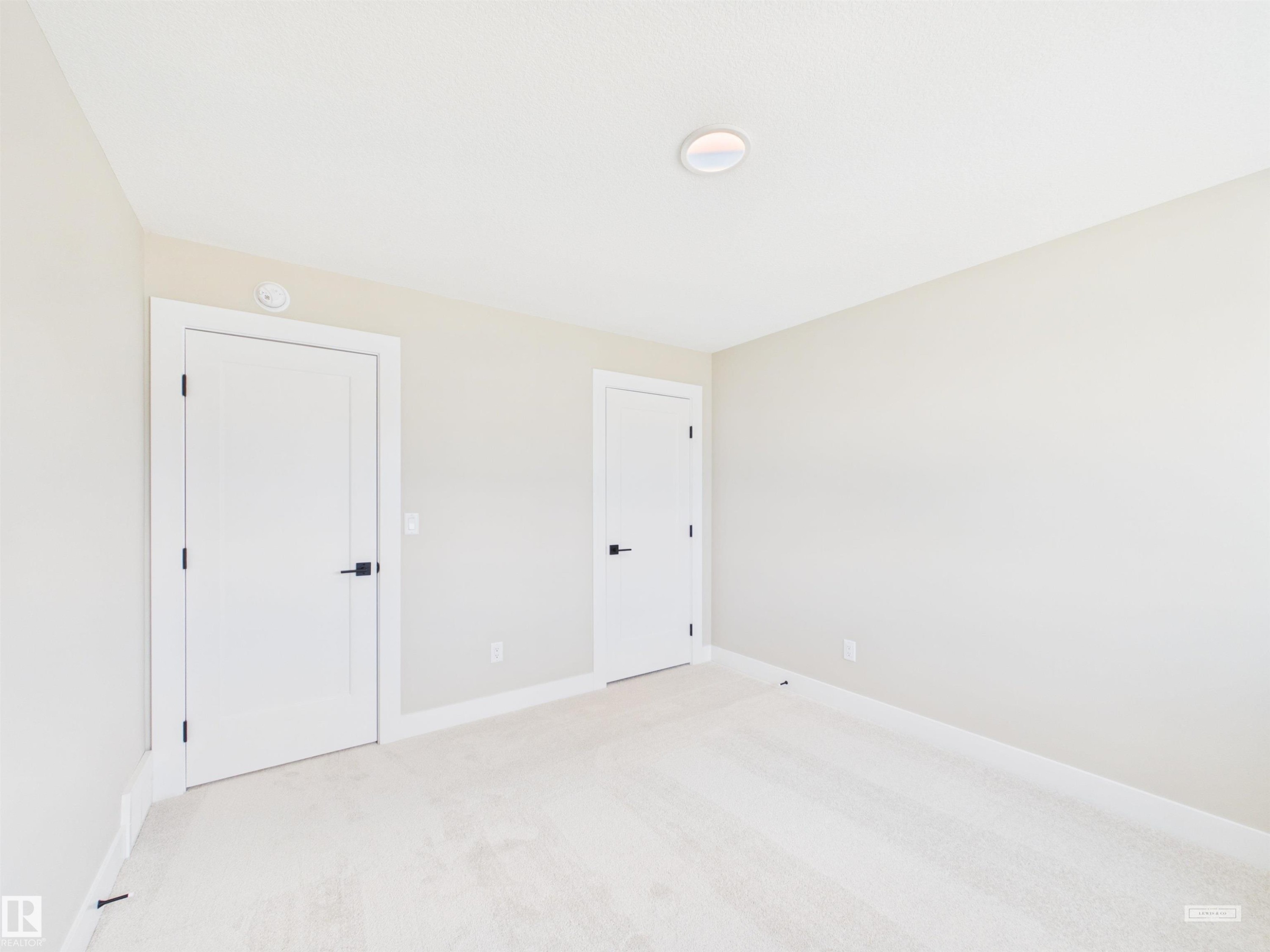2010 Genesis Lane, Stony Plain, AB - Indoor Photo Showing Other Room