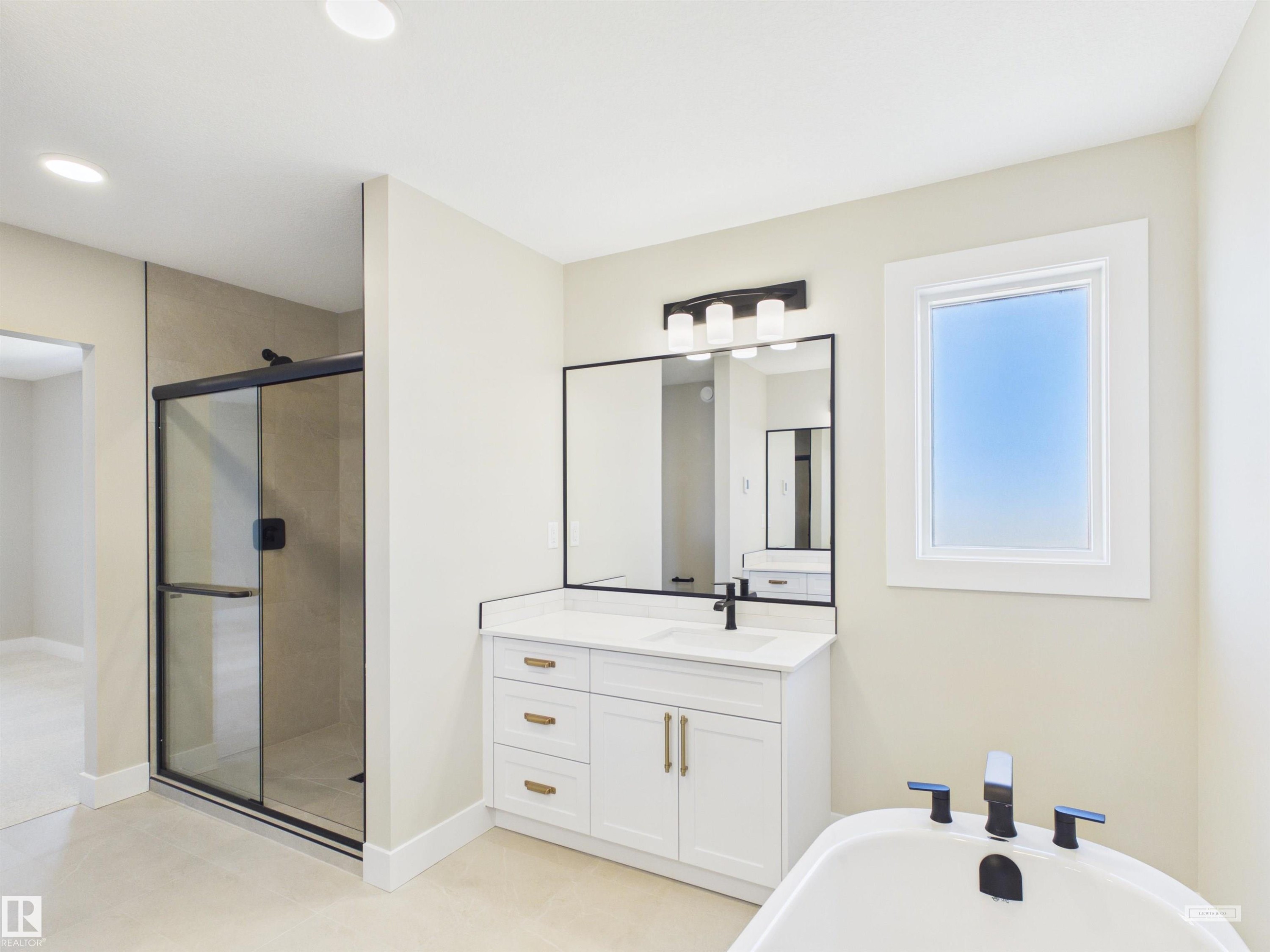 2010 Genesis Lane, Stony Plain, AB - Indoor Photo Showing Bathroom