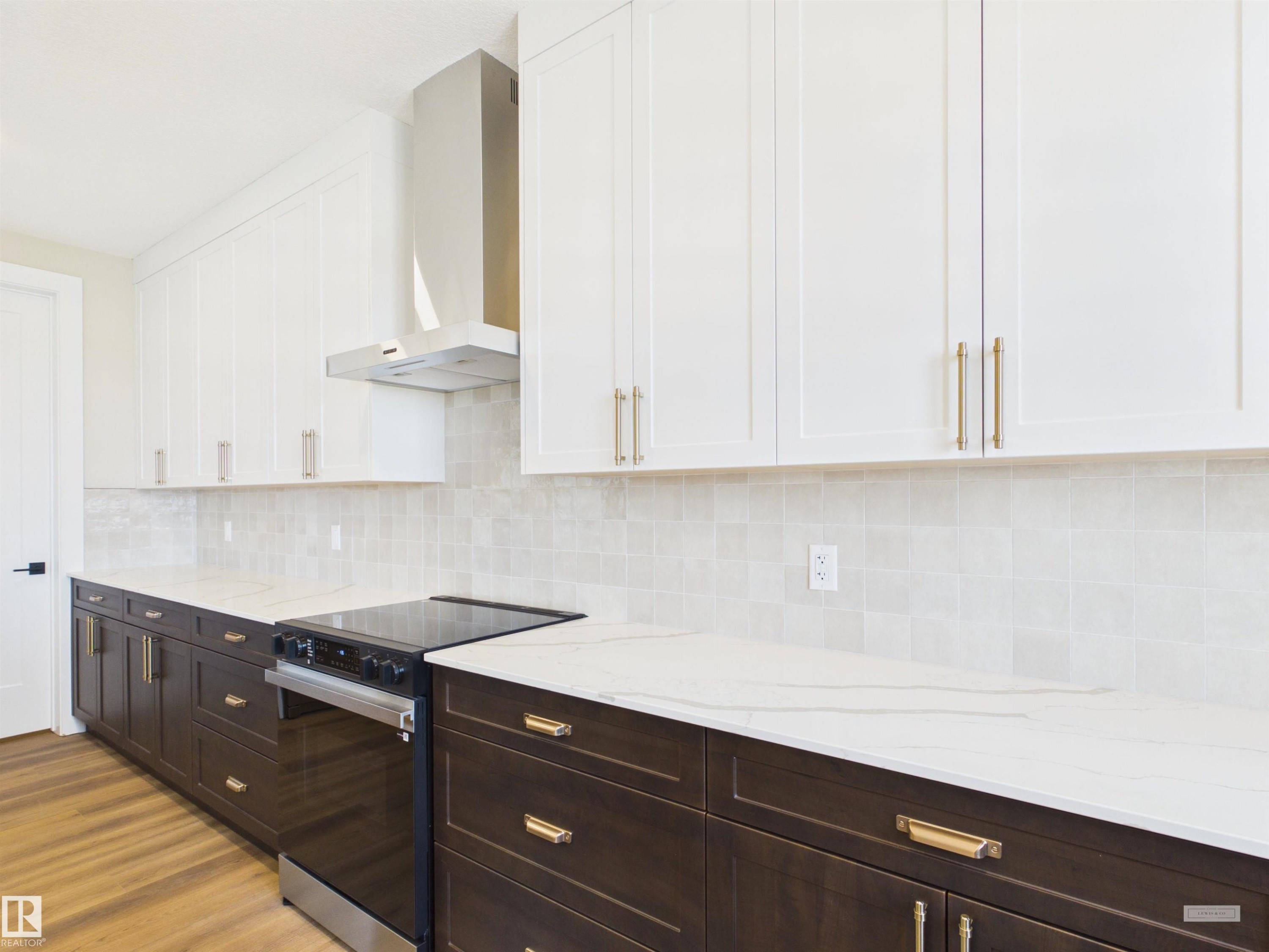 2010 Genesis Lane, Stony Plain, AB - Indoor Photo Showing Kitchen
