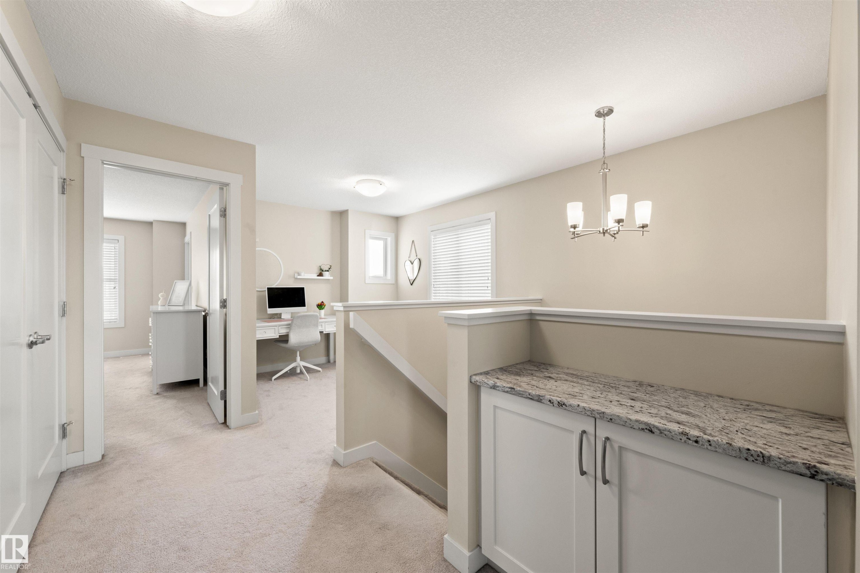 2256 Casey Crescent, Edmonton, AB - Indoor Photo Showing Other Room