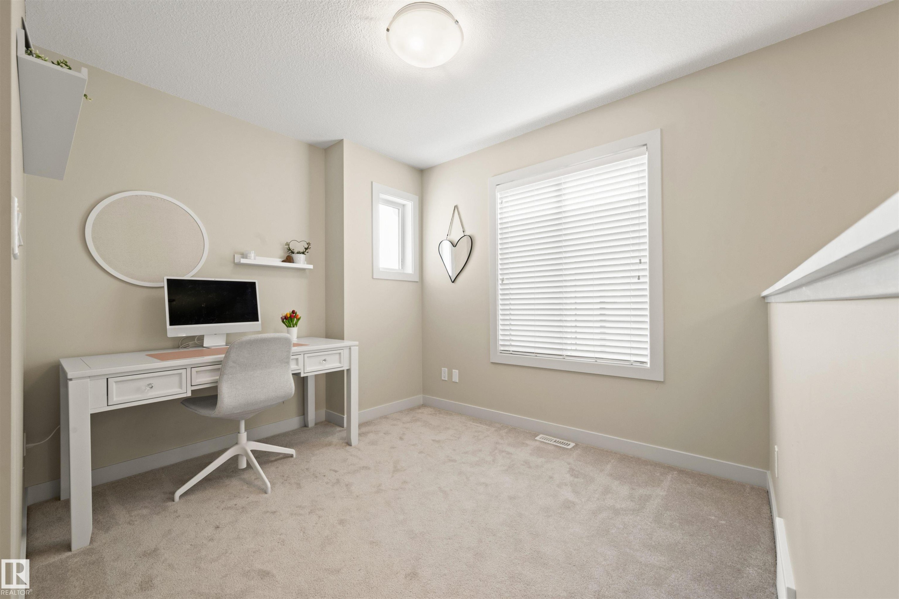 2256 Casey Crescent, Edmonton, AB - Indoor Photo Showing Office