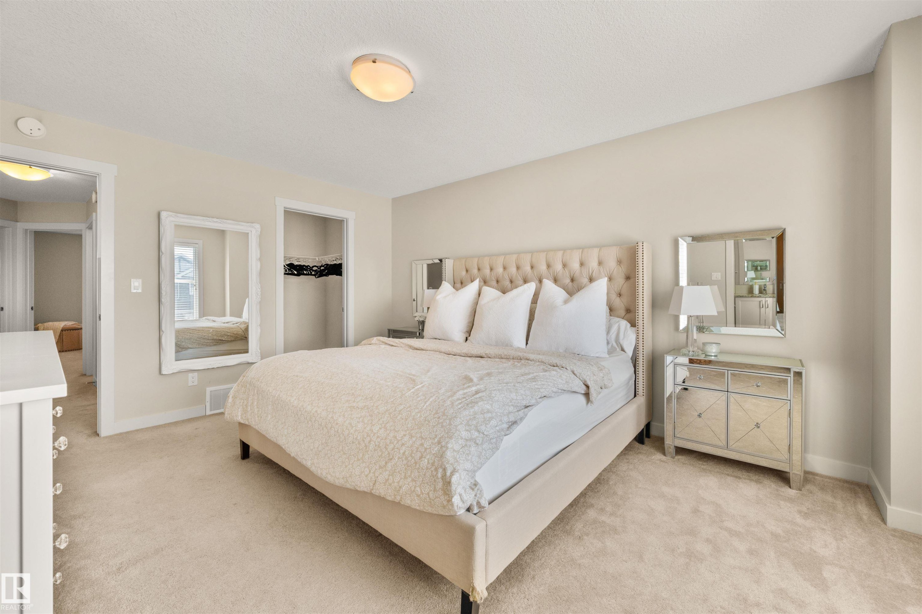 2256 Casey Crescent, Edmonton, AB - Indoor Photo Showing Bedroom