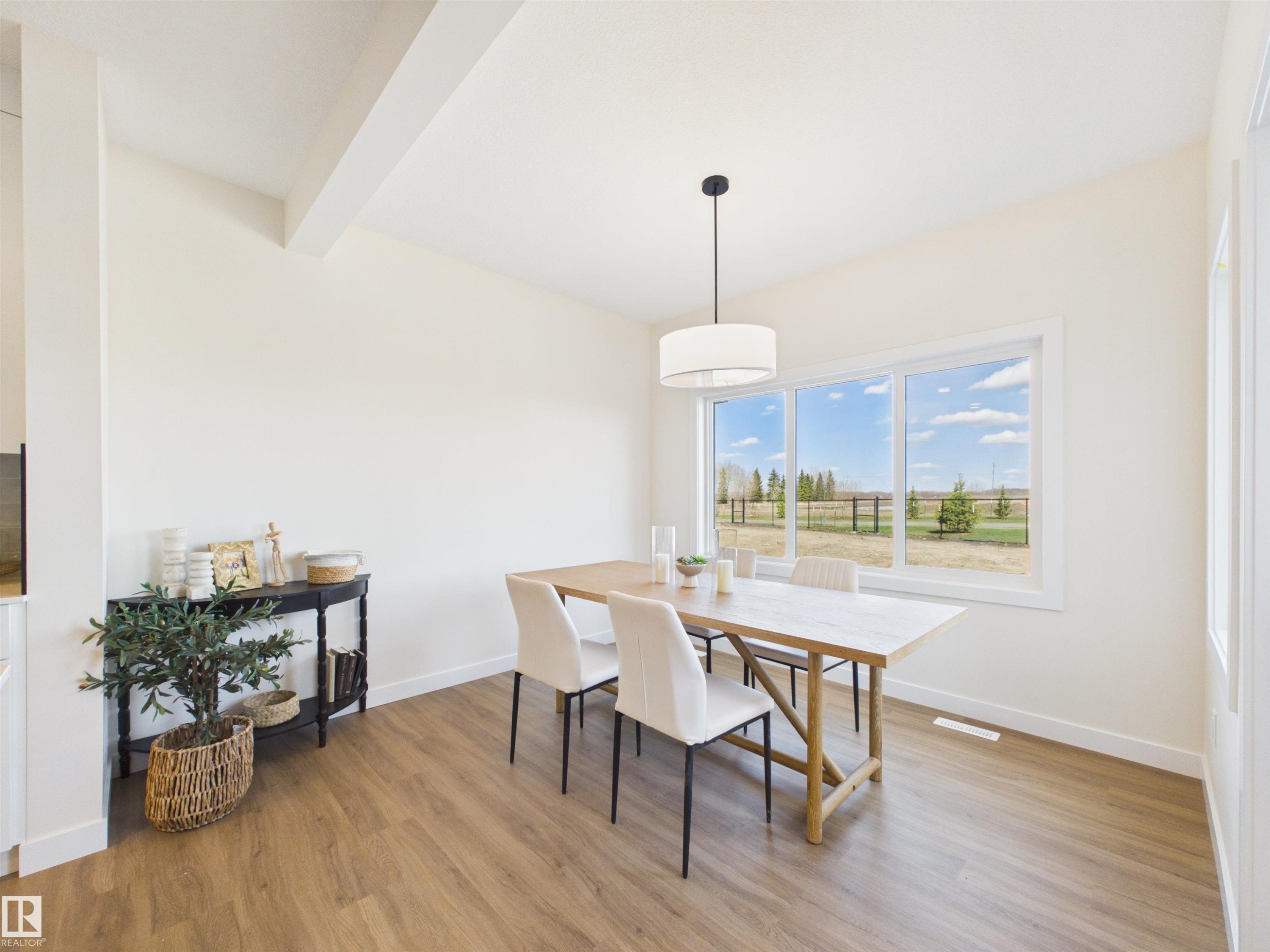 53 Sumac Close, Fort Saskatchewan, AB - Indoor Photo Showing Dining Room