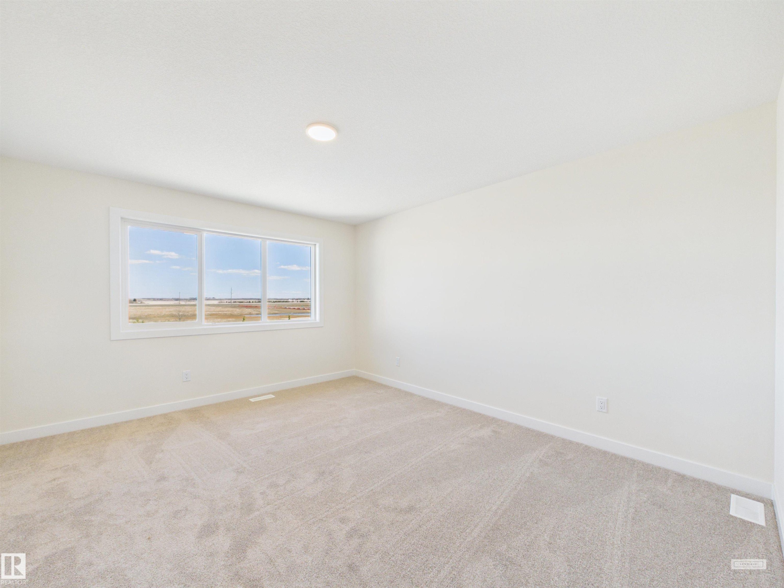 53 Sumac Close, Fort Saskatchewan, AB - Indoor Photo Showing Other Room