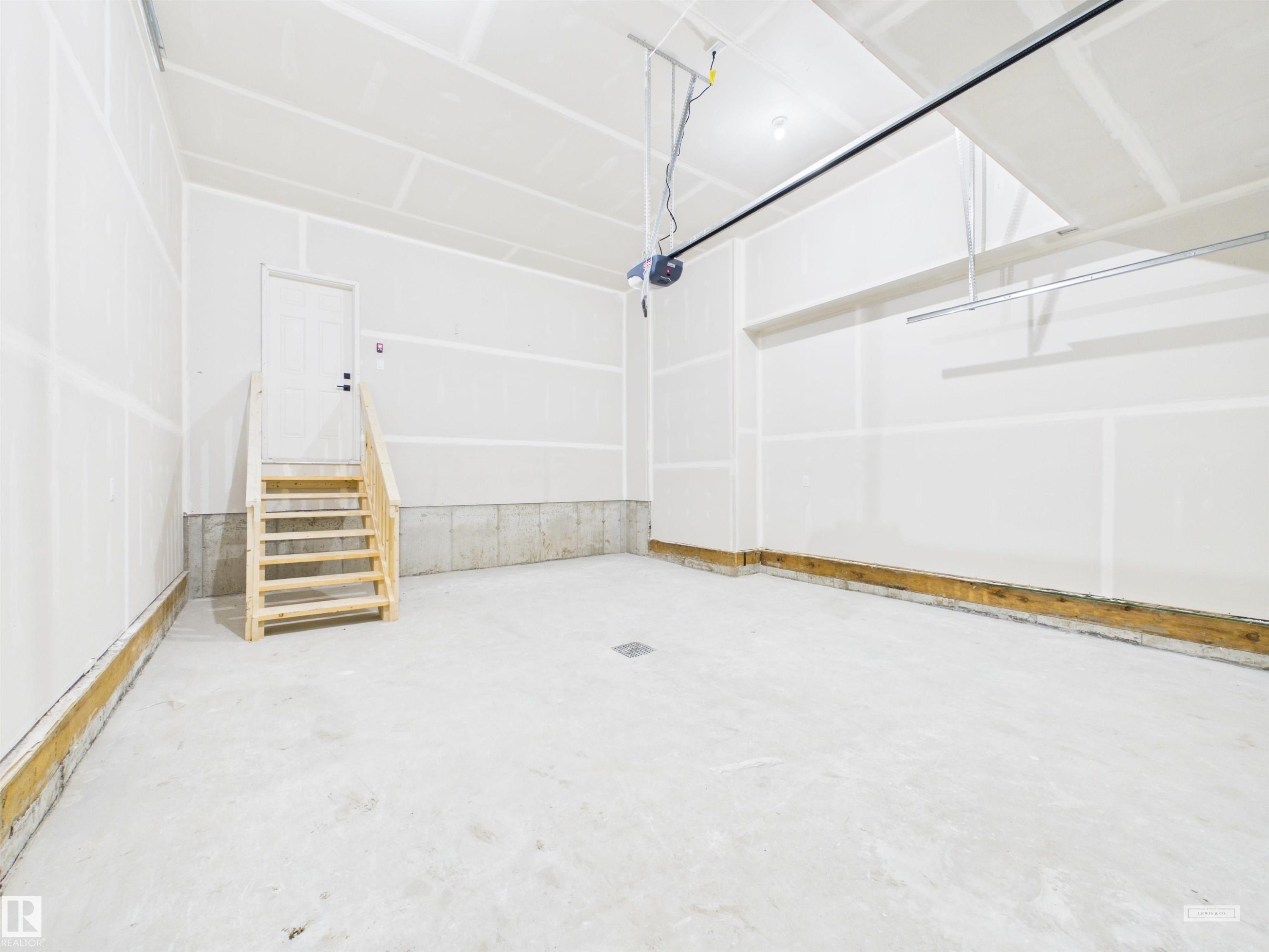 53 Sumac Close, Fort Saskatchewan, AB - Indoor Photo Showing Other Room