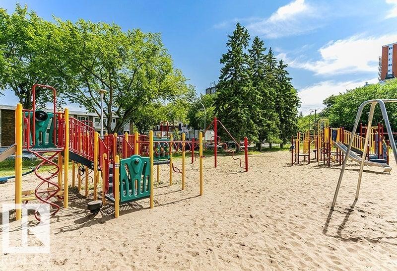 #405 10011 116 St Nw, Edmonton, AB - Outdoor