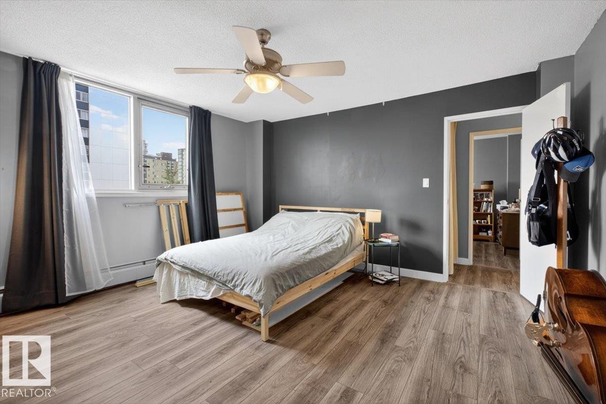 #405 10011 116 St Nw, Edmonton, AB - Indoor Photo Showing Bedroom