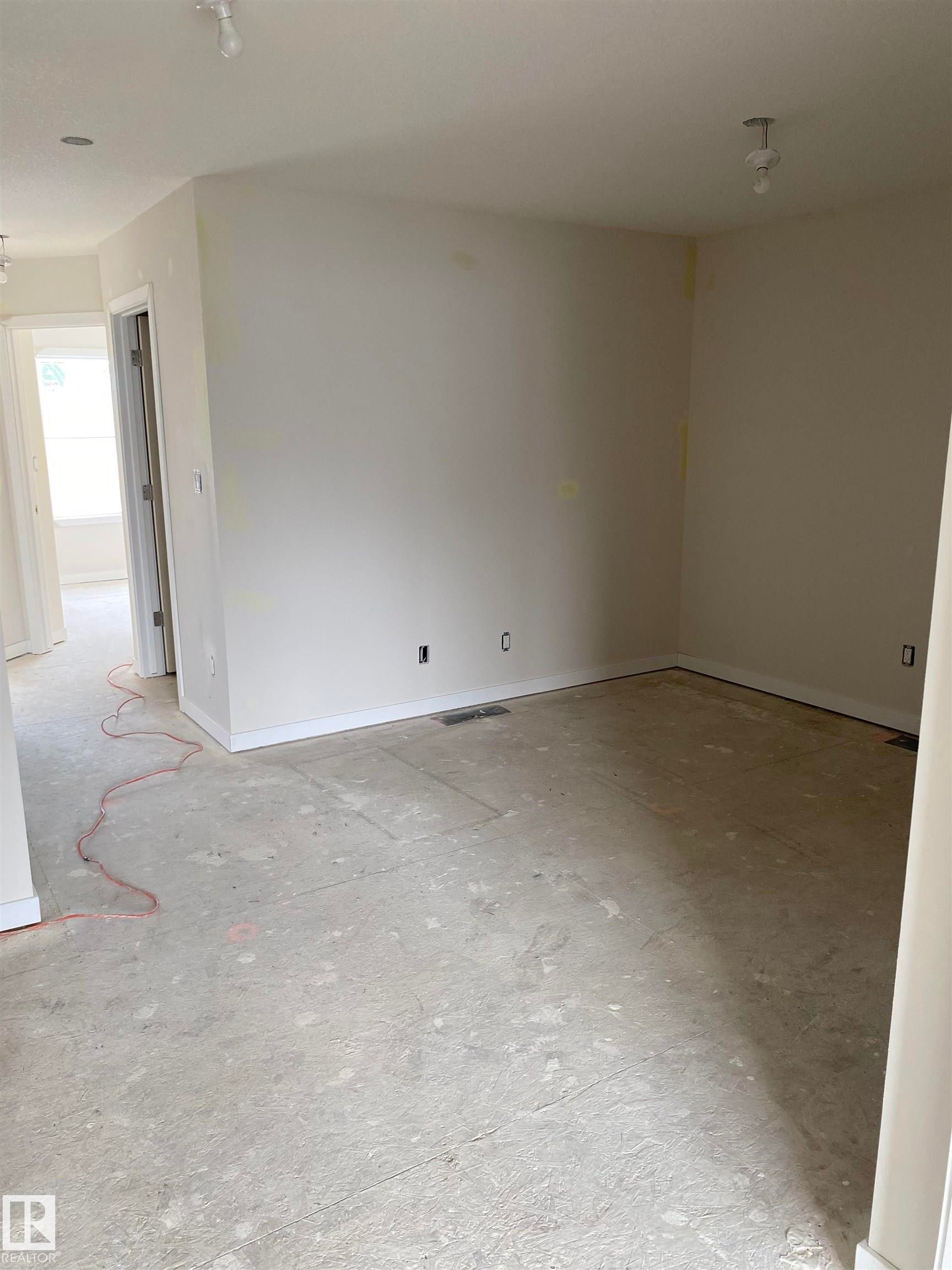 2362 Muckleplum Way, Edmonton, AB - Indoor Photo Showing Other Room
